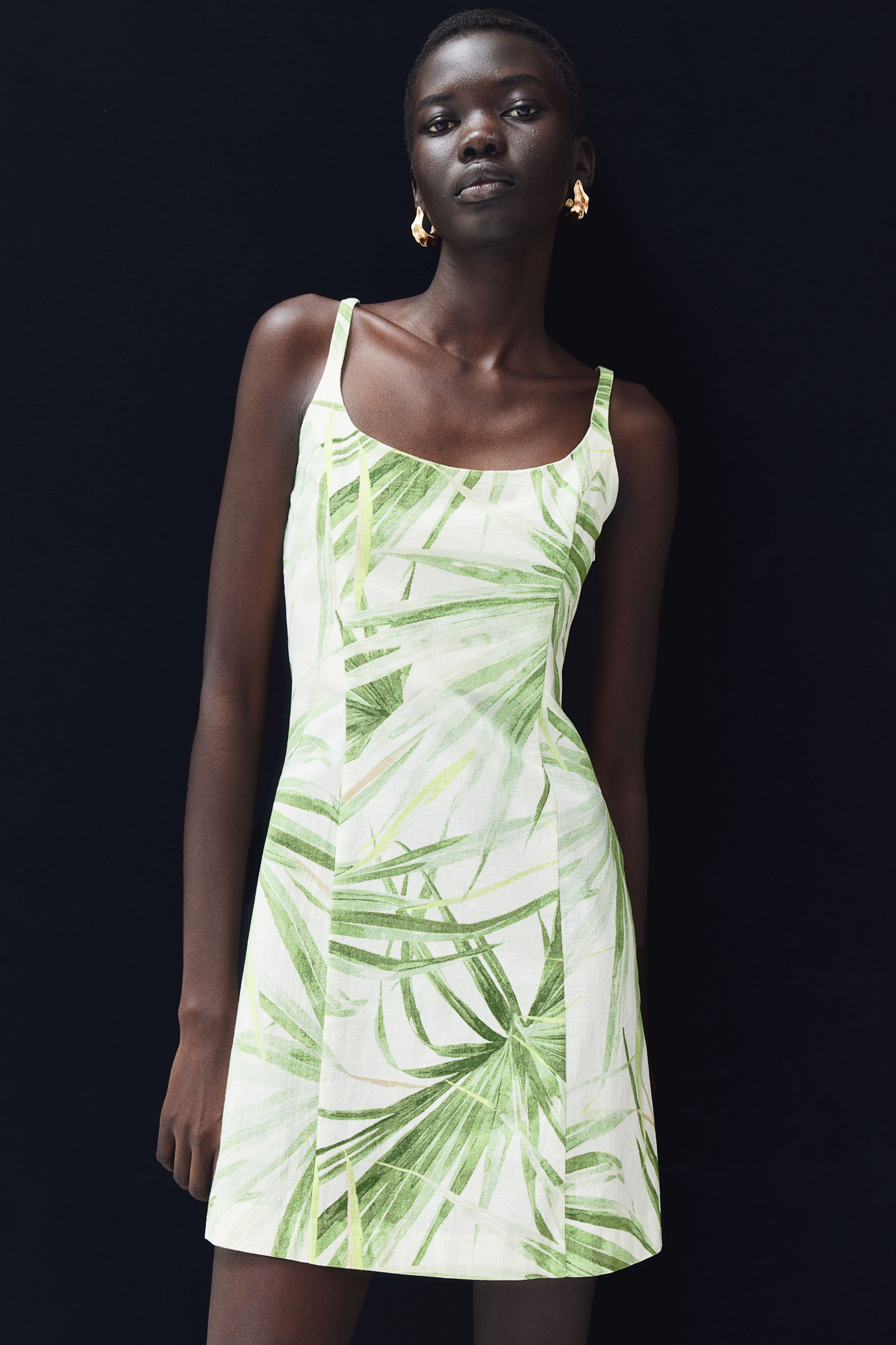 H&m palm print dress hotsell