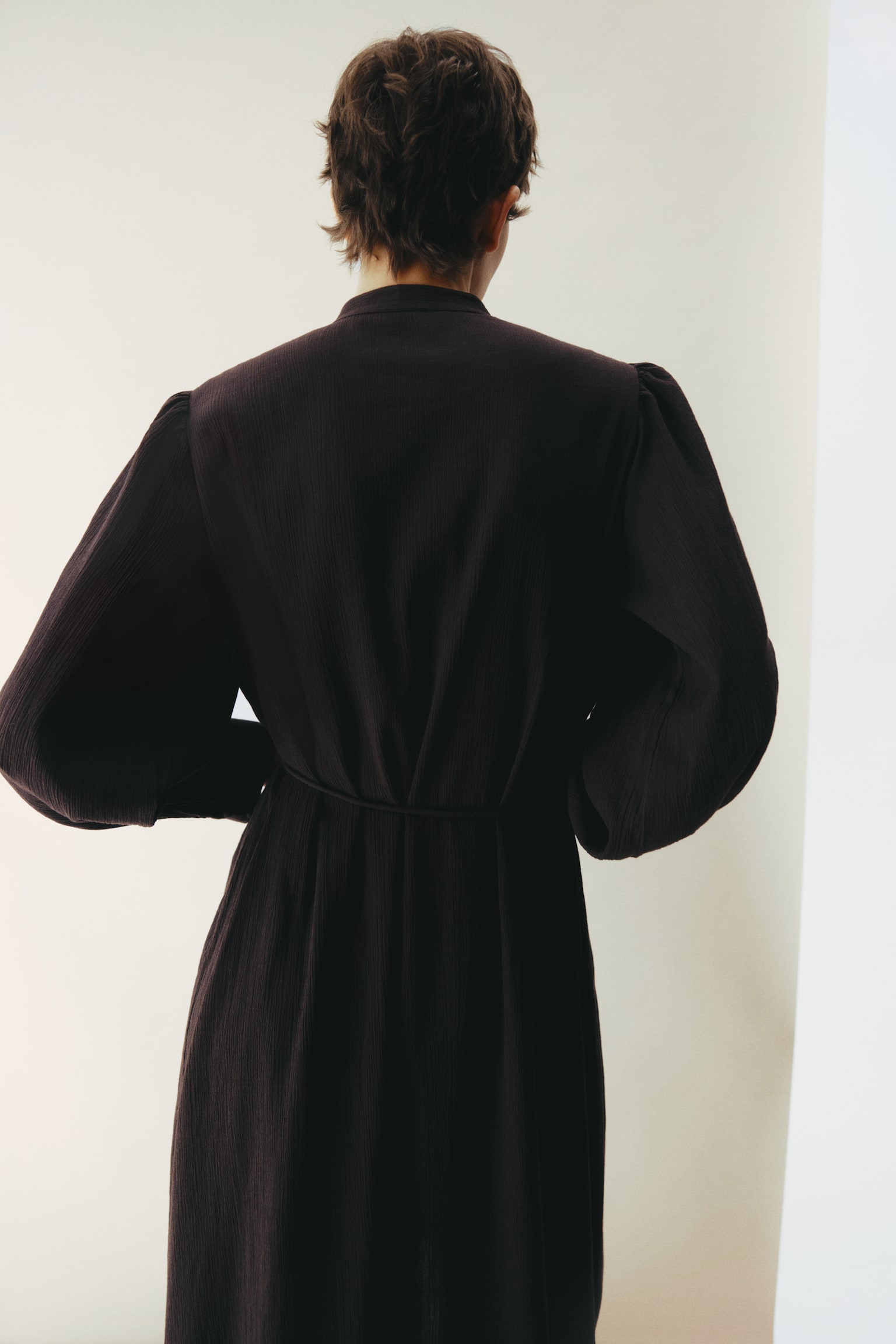 Robe en coton avec dentelle - Brun foncé - 3