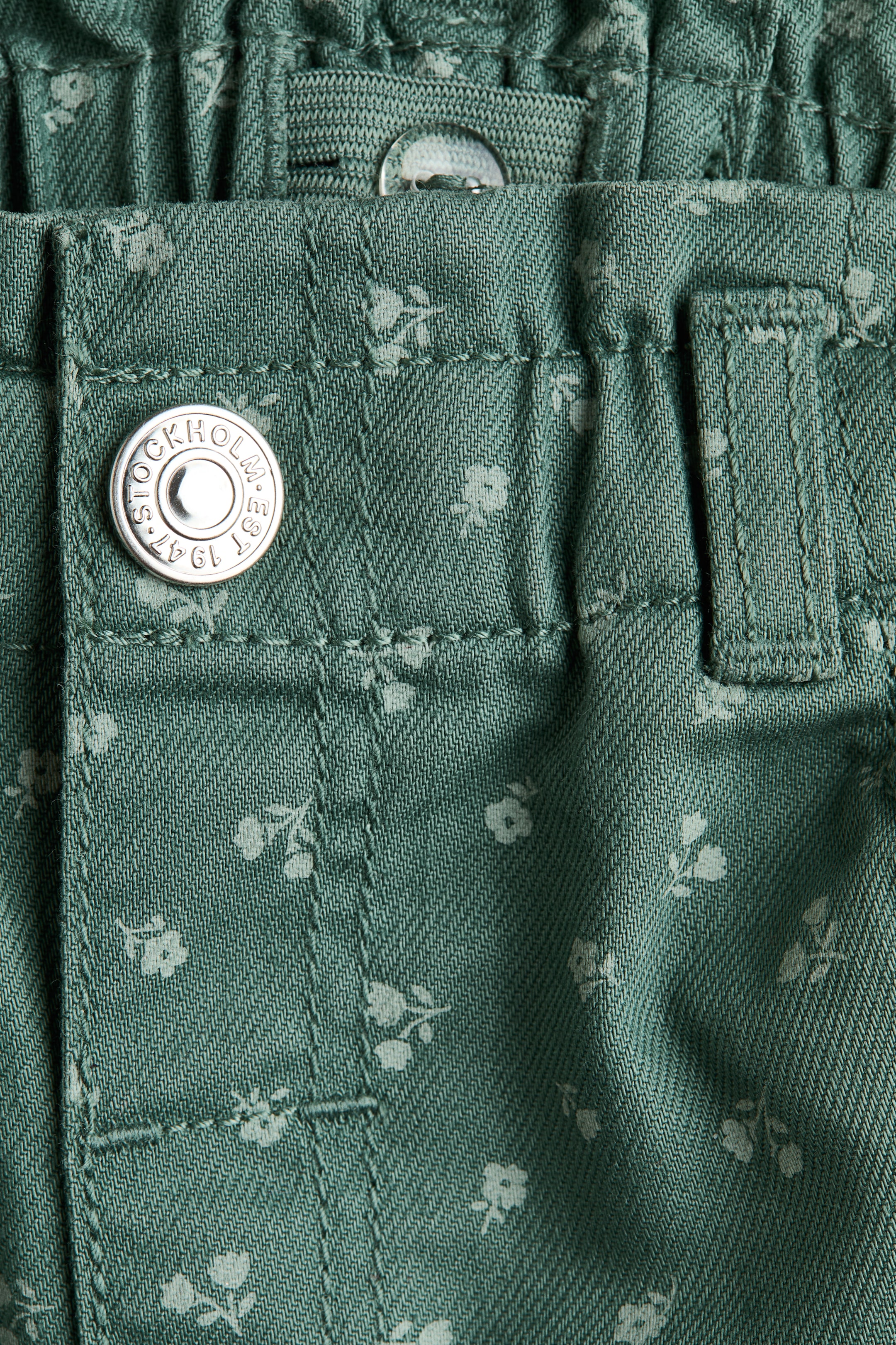 Детские джинсы H&M Printed twill trousers — фото 6
