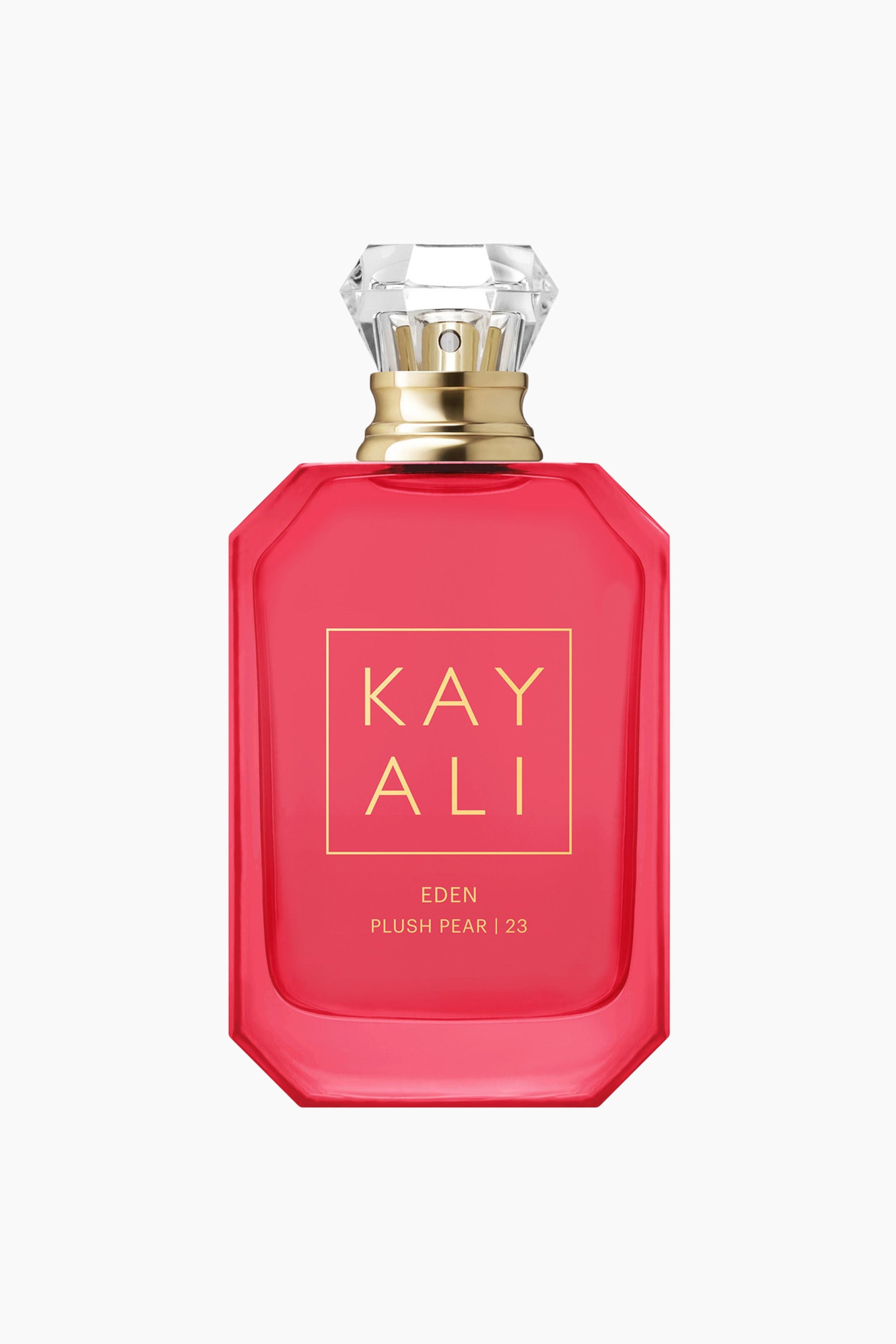 Vis større bilde: En livlig rosa, åttekantet parfymeflaske står oppreist, vendt fremover. Den har en hals i gullfarge, en klar fasettert kork, og gulltekst på forsiden som staver 'KAYALI EDEN PLUSH PEAR | 23'.