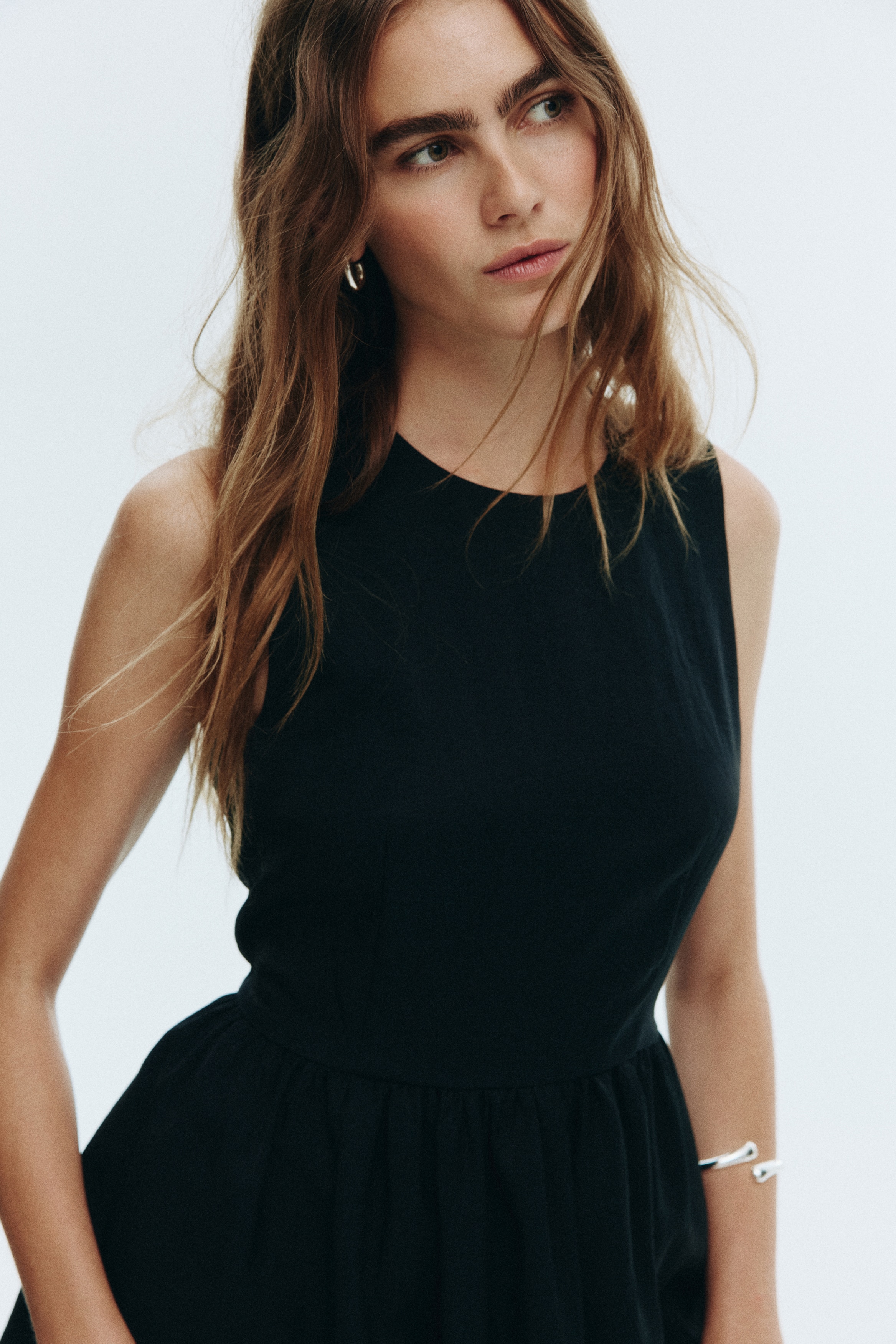 Sleeveless twill dress