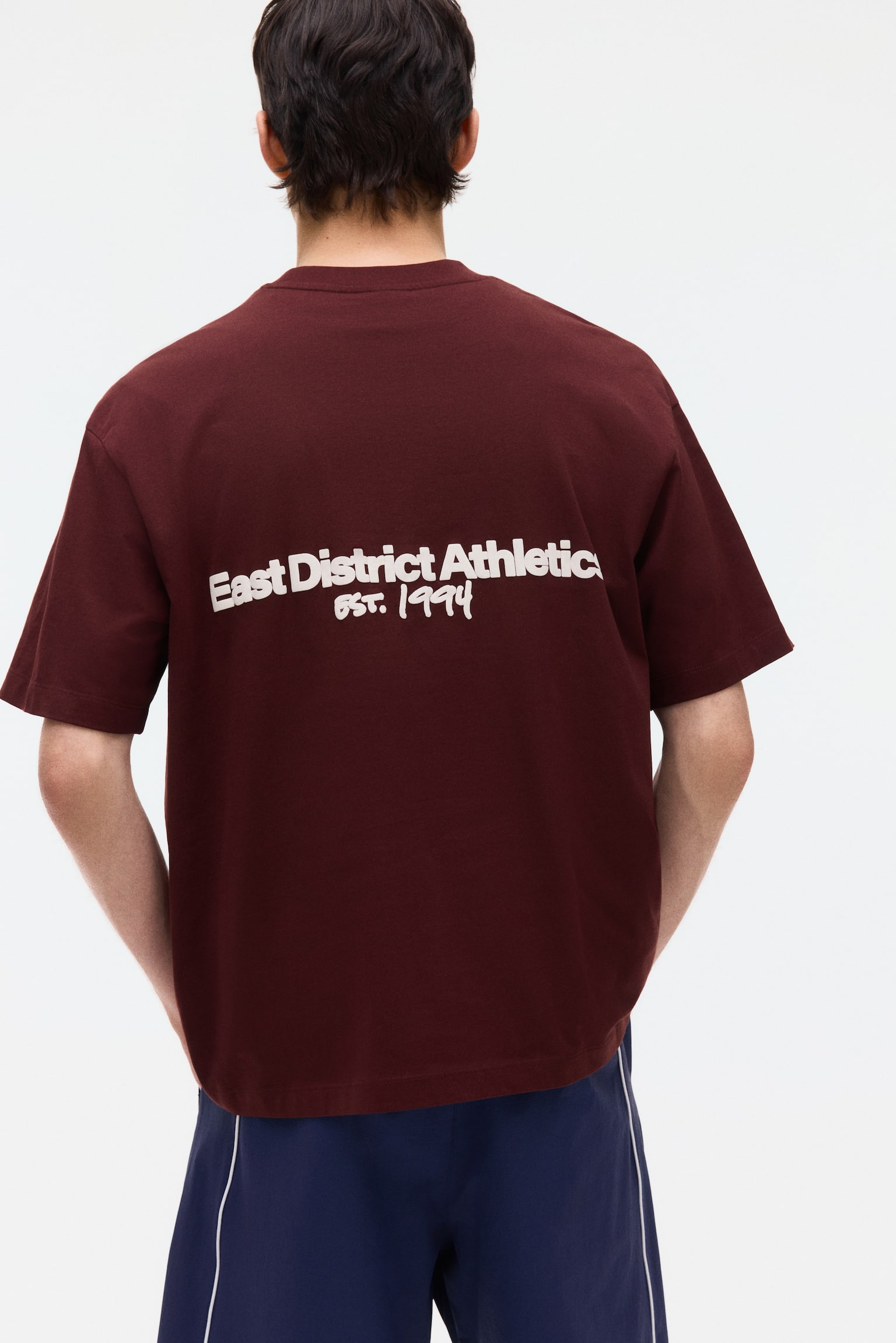 Áo thun in hình Loose Fit - Màu đỏ rượu/Athletics/Màu trắng/Soho/Màu xanh mòng két đậm/Soho NYC/Màu xám đậm/Sports Archives 08/Màu trắng/London/Màu trắng/SoHo NYC/Màu xanh dương đậm/SoHo NYC/Màu tím/NYC - 4