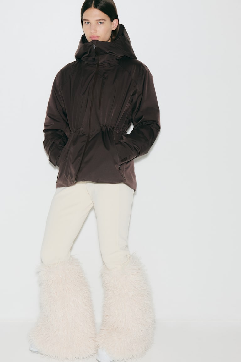 2-layer ski jacket with StormMove™
