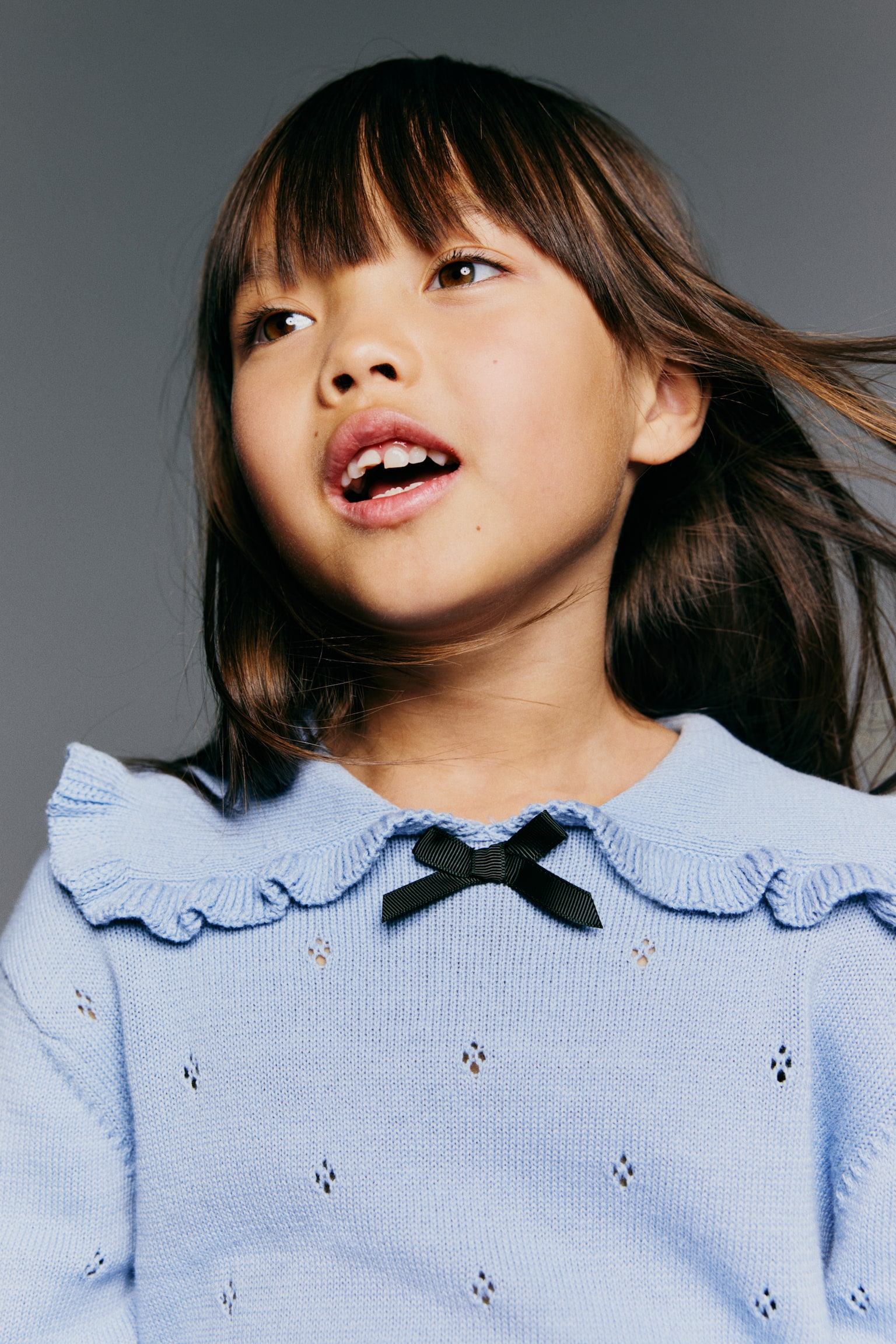 Kétrészes lyukmintás kötött szett - Hamvaskék/Krémszínű - 3