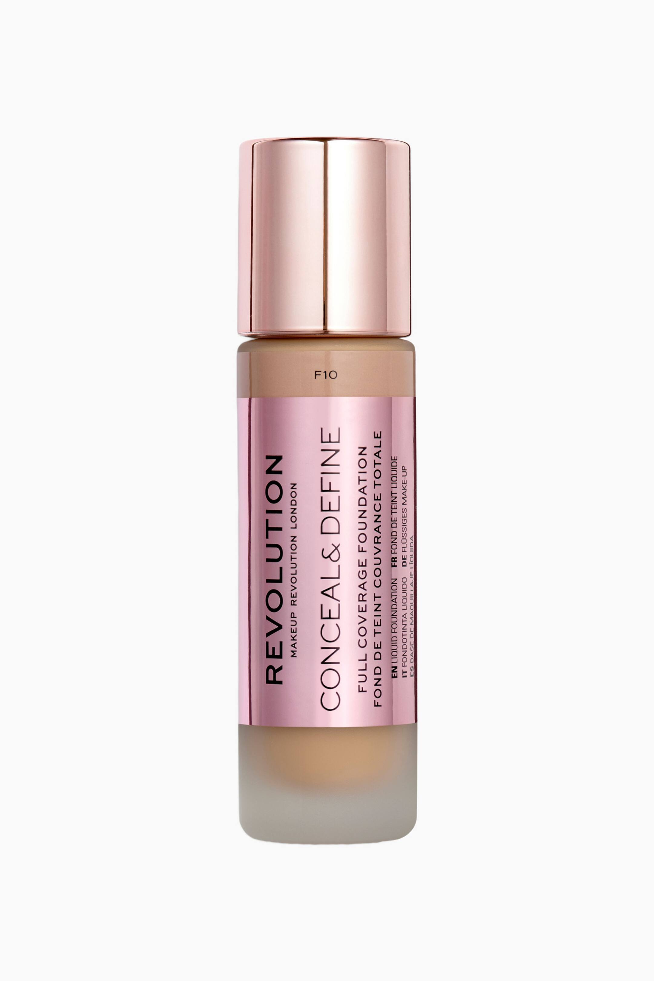 Größeres Bild ansehen: Die Conceal & Define Foundation steht aufrecht und präsentiert sich in einer zylindrischen, mattierten Glasflasche mit beiger flüssiger Foundation. Die Flasche verfügt oben über einen metallisch roségoldenen Verschluss und in der Mitte über ein passendes roségoldenes Etikett mit schwarzem aufgedrucktem Text.