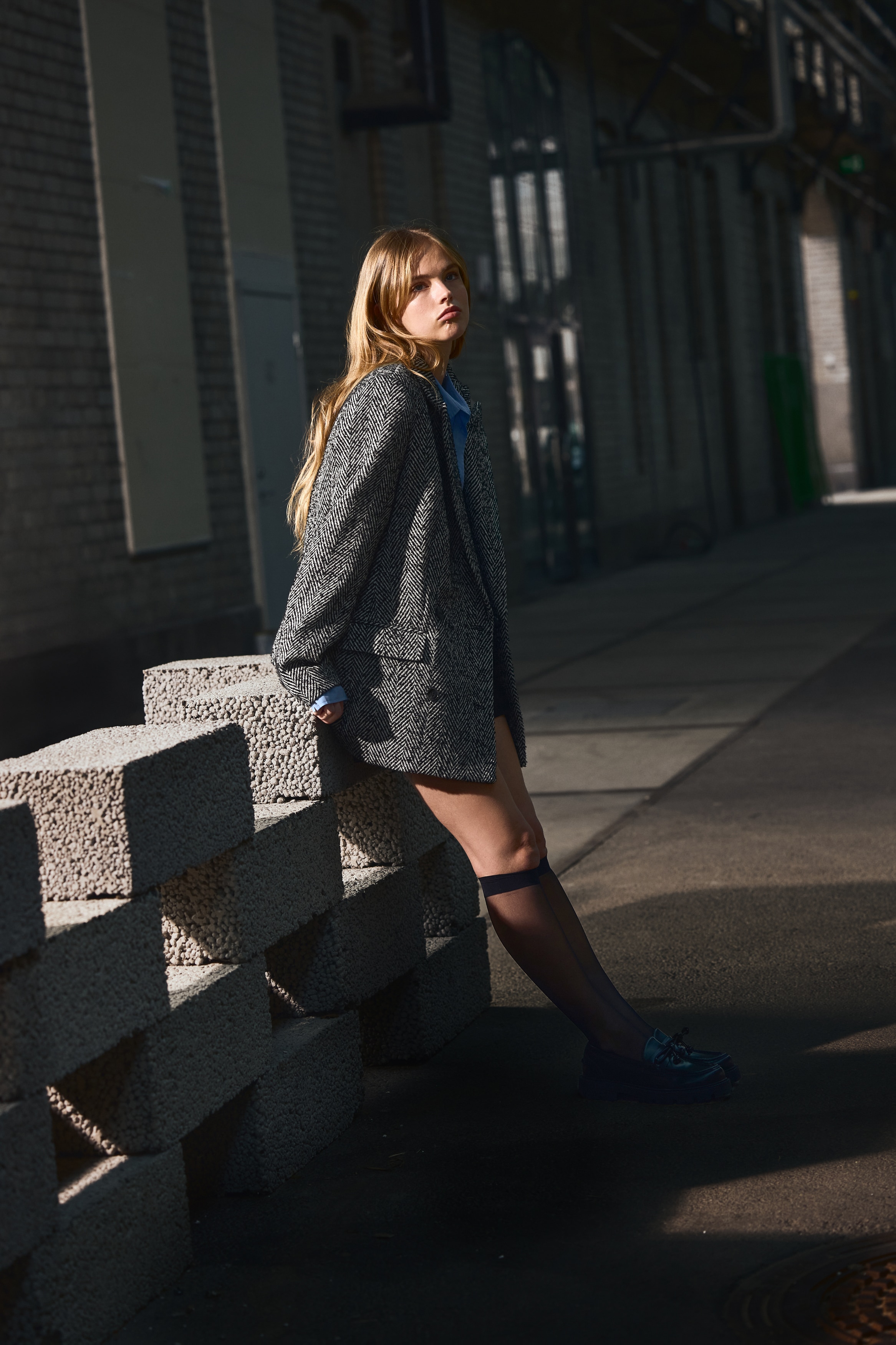 Dam - Svart/Fiskbensmönstrad Dubbelknäppt kavaj - Size: S  - H&M