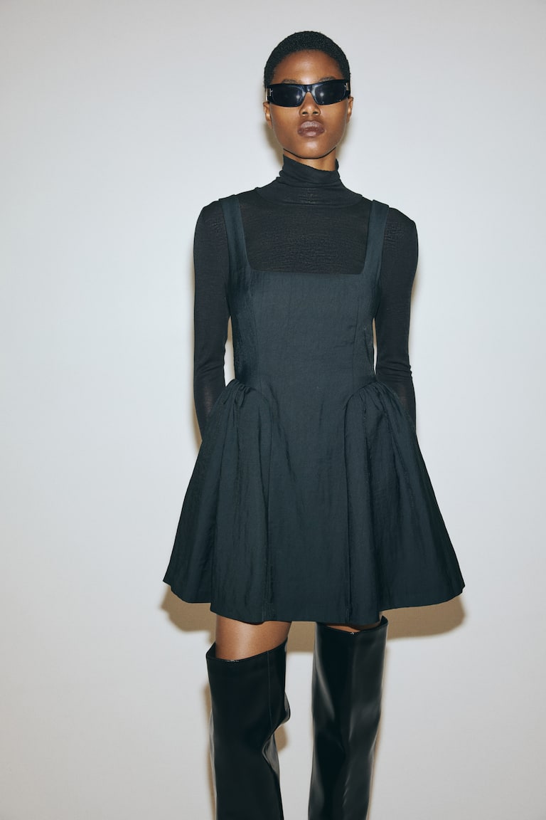 princess polly baby blue dress Women's Black Gathered Square-Neck Dress