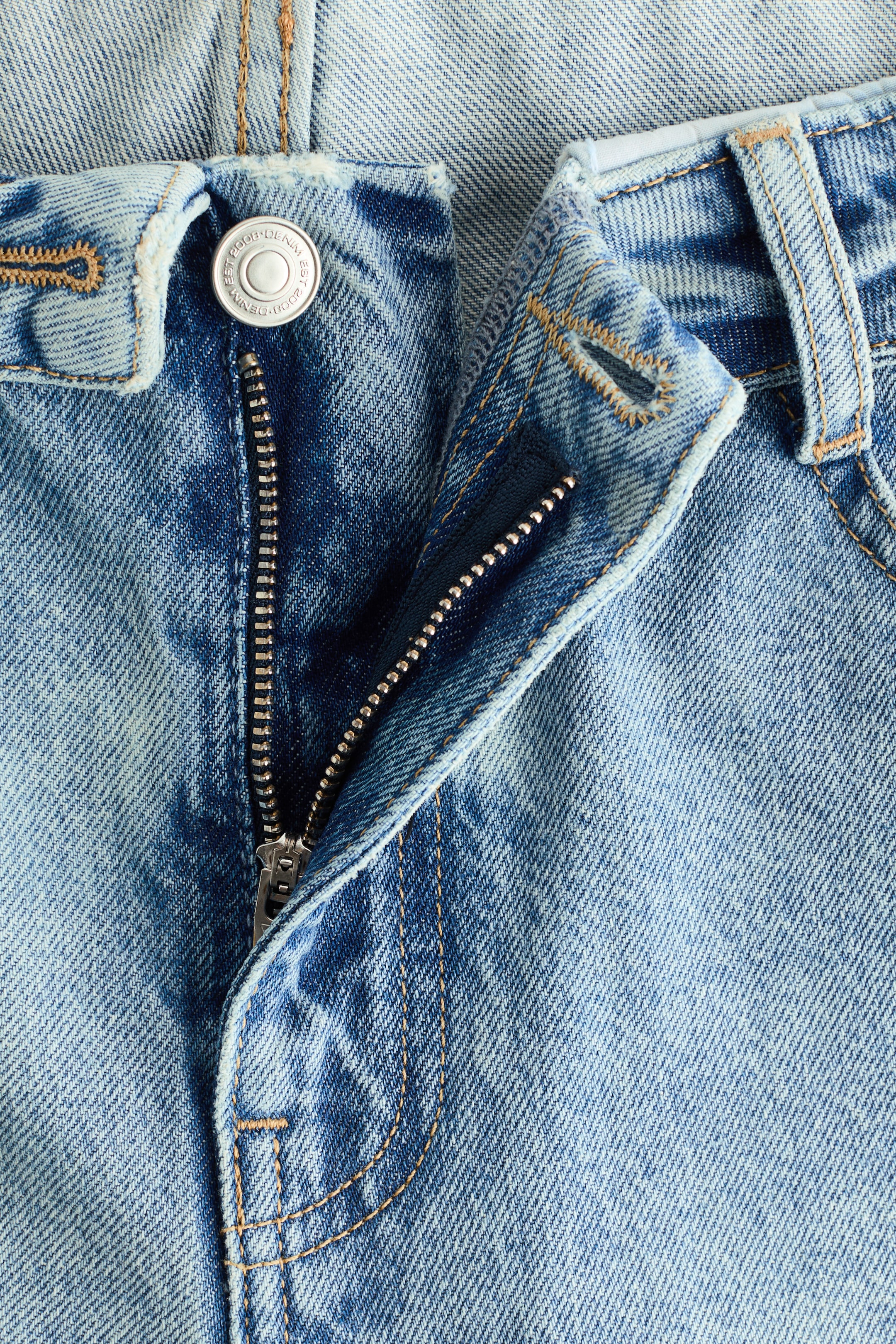 Barrel-Leg Regular-Waist Jeans