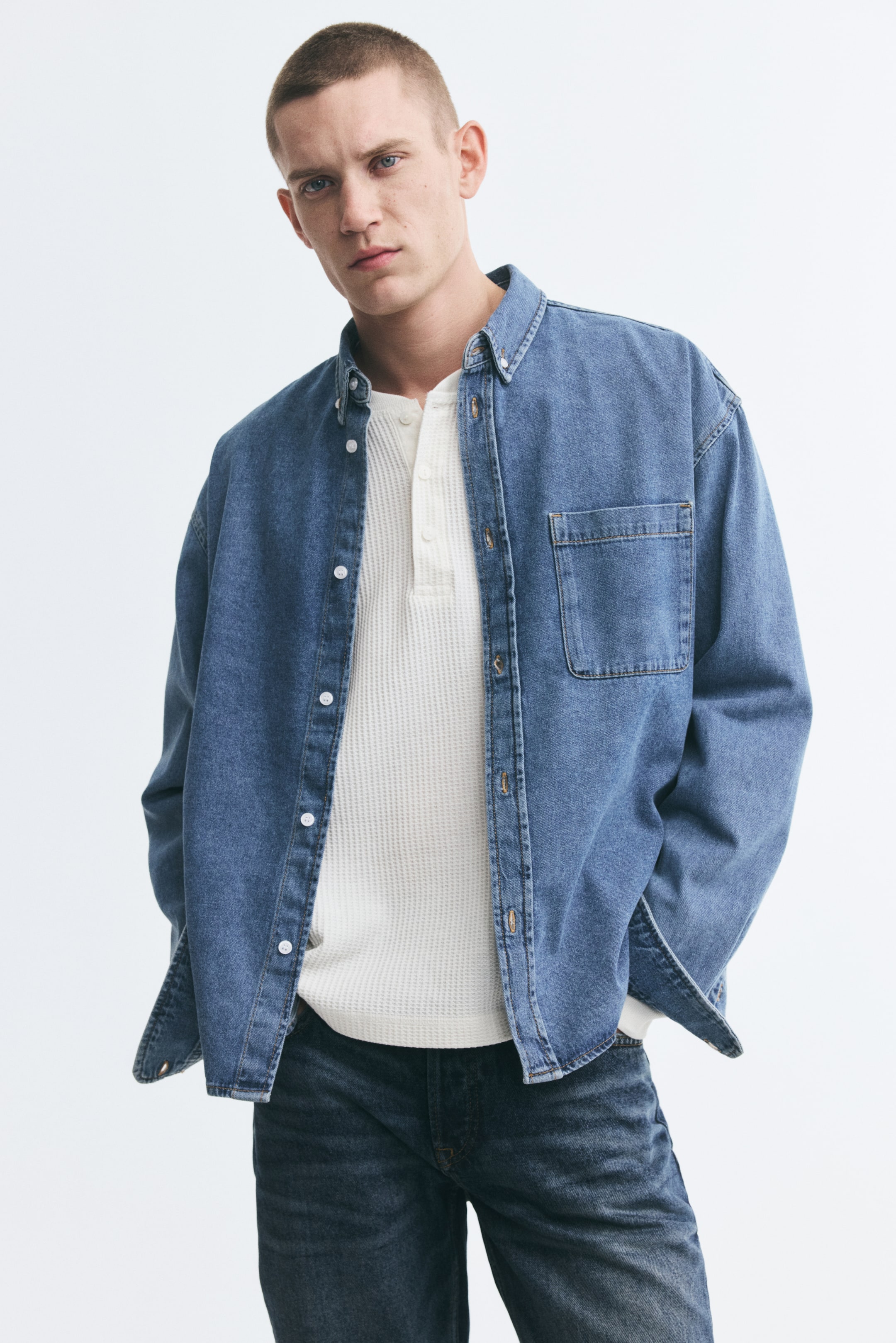 Agrandir l'image: Chemise Relaxed Fit en denim de coton - Bleu denim - HOMME | H&M CH 1