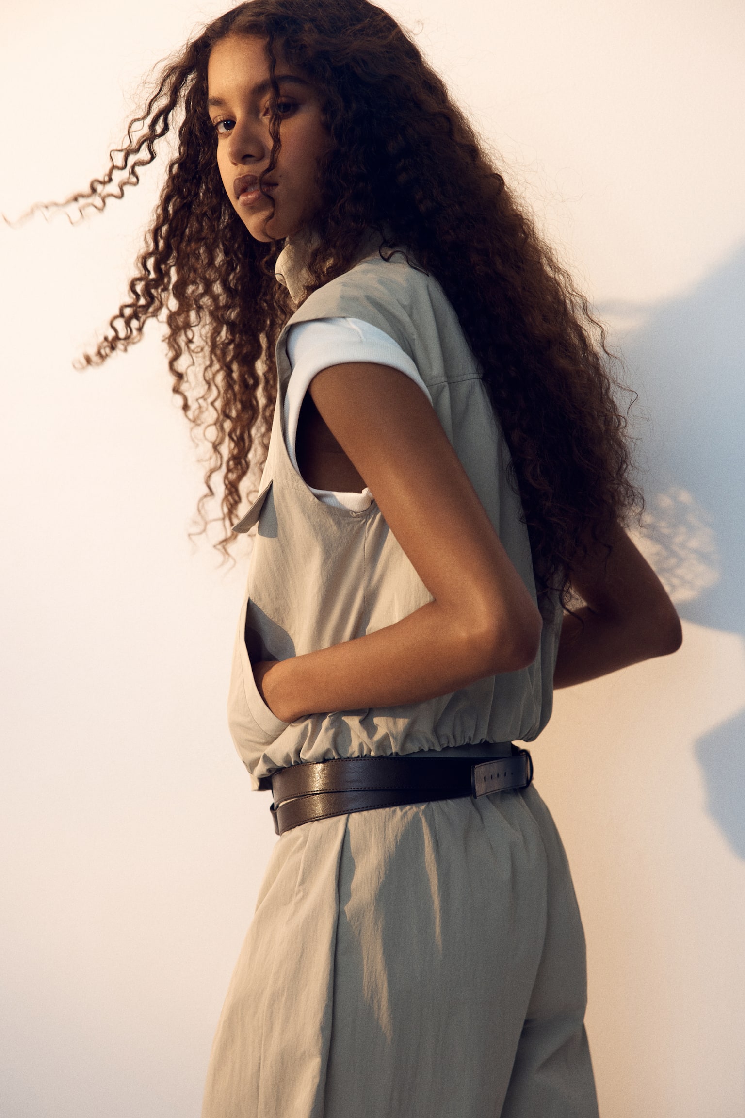 Sleeveless utility shirt - Beige - 7