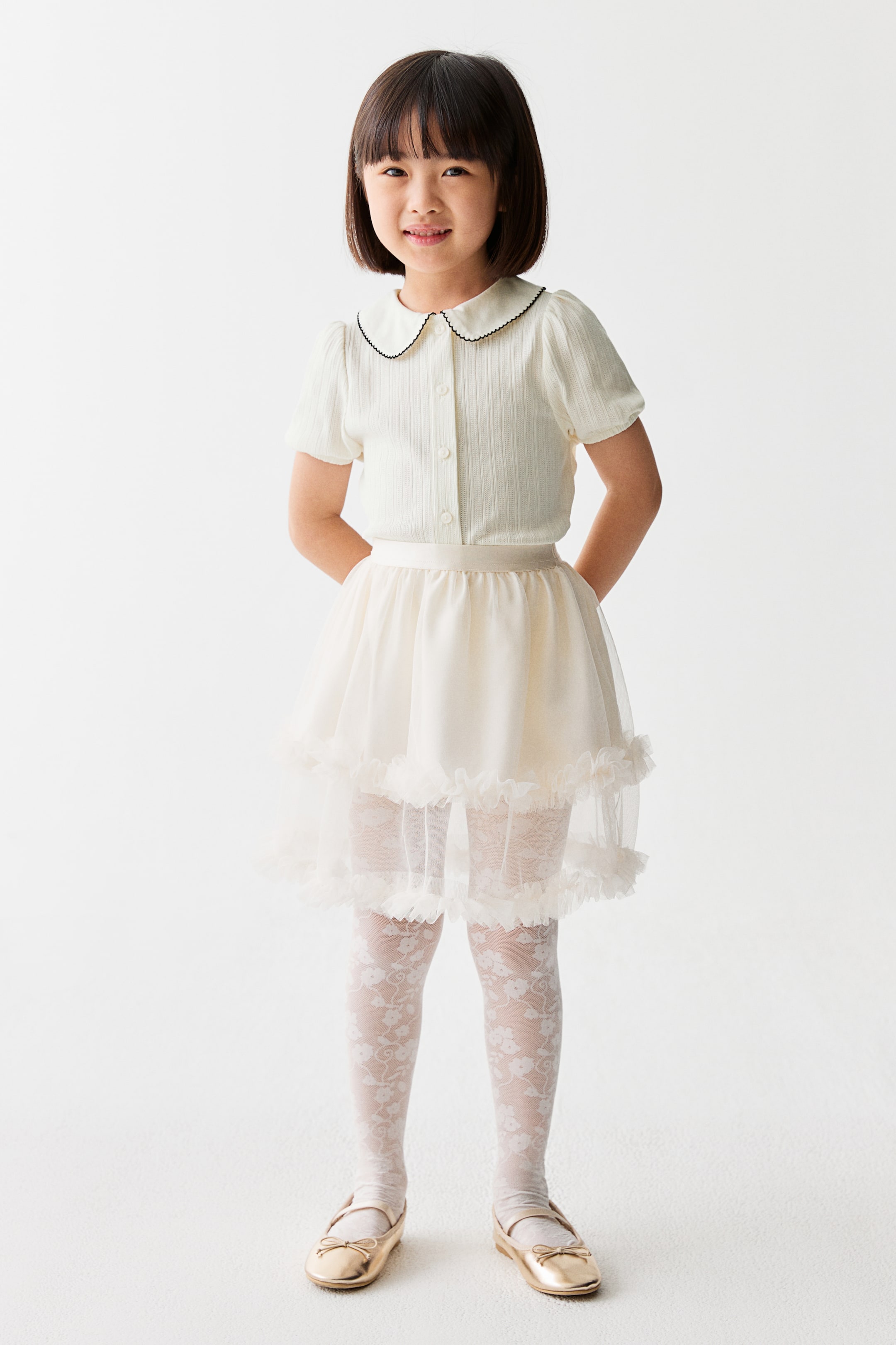 Xem ảnh lớn hơn: Short-sleeved pointelle blouse - Màu trắng - Kids | H&M VN 3