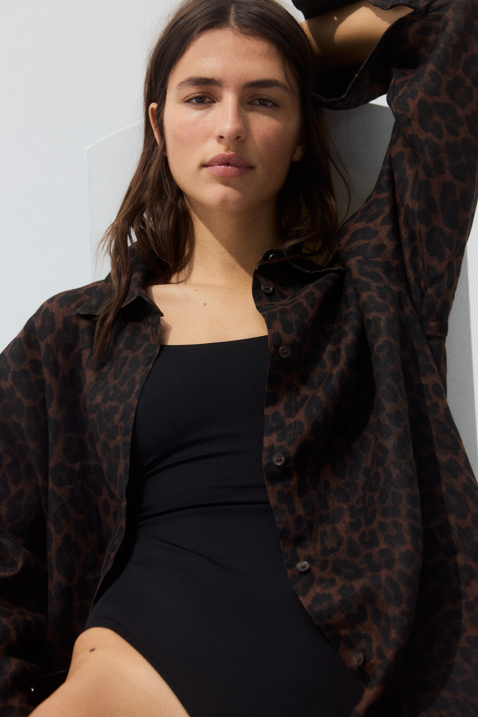 Linen beach shirt - Dark brown/Leopard print/White/Black - 1