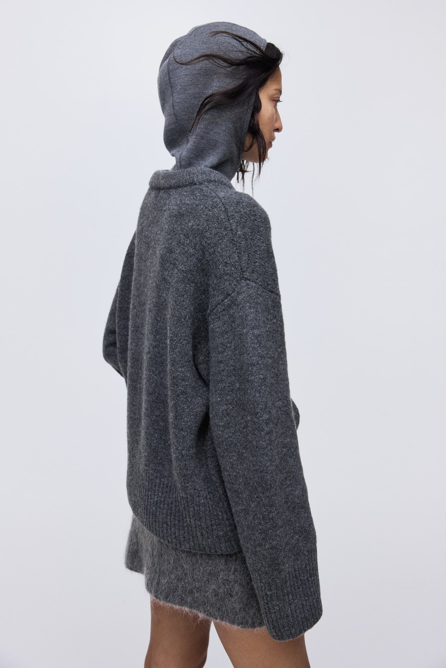 Suéter oversized - Gris jaspeado oscuro/Rojo/Café oscuro/Crema - 4