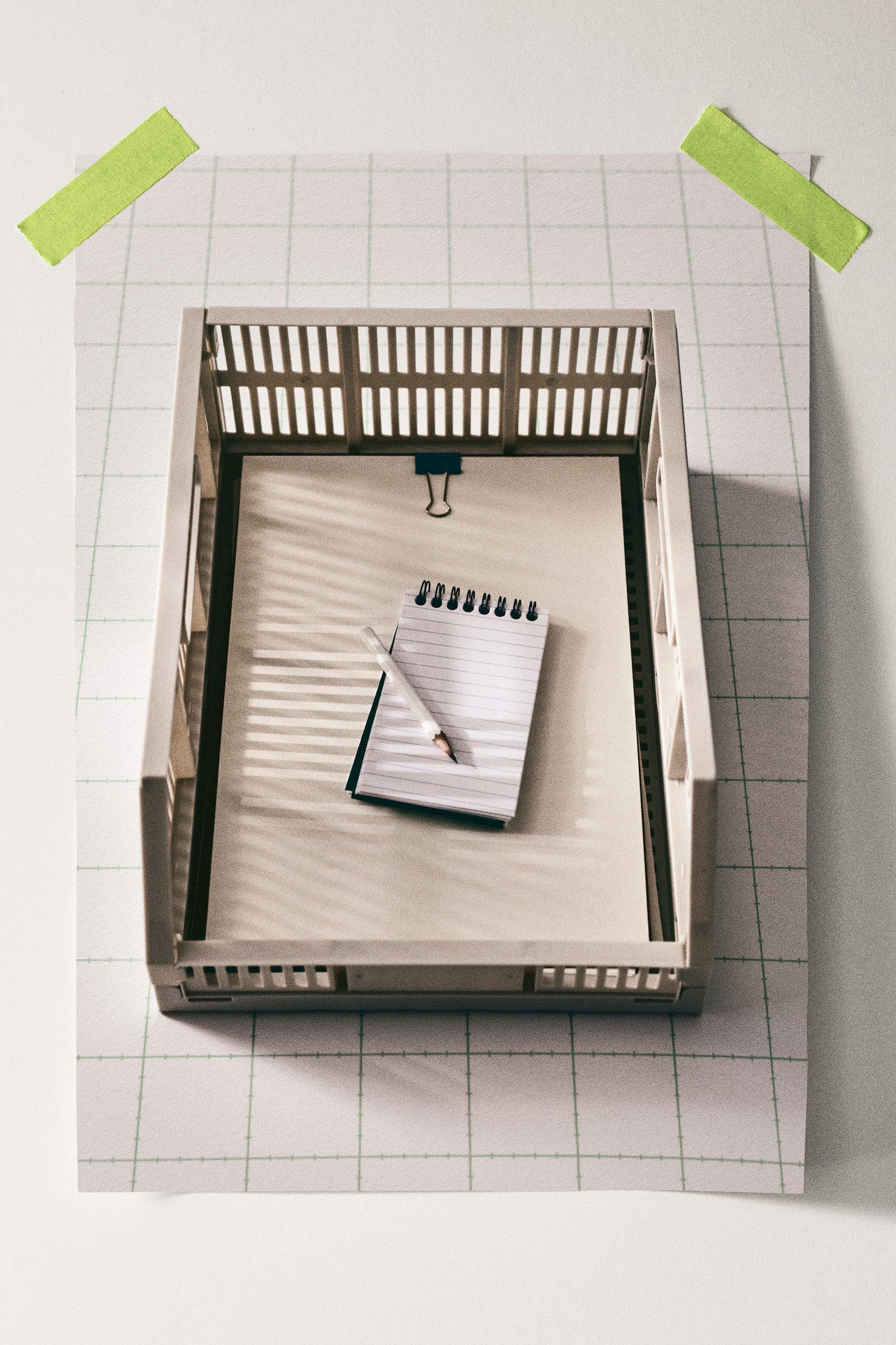 Foldable Plastic Paper Organizer - Light beige/Light pink - 1