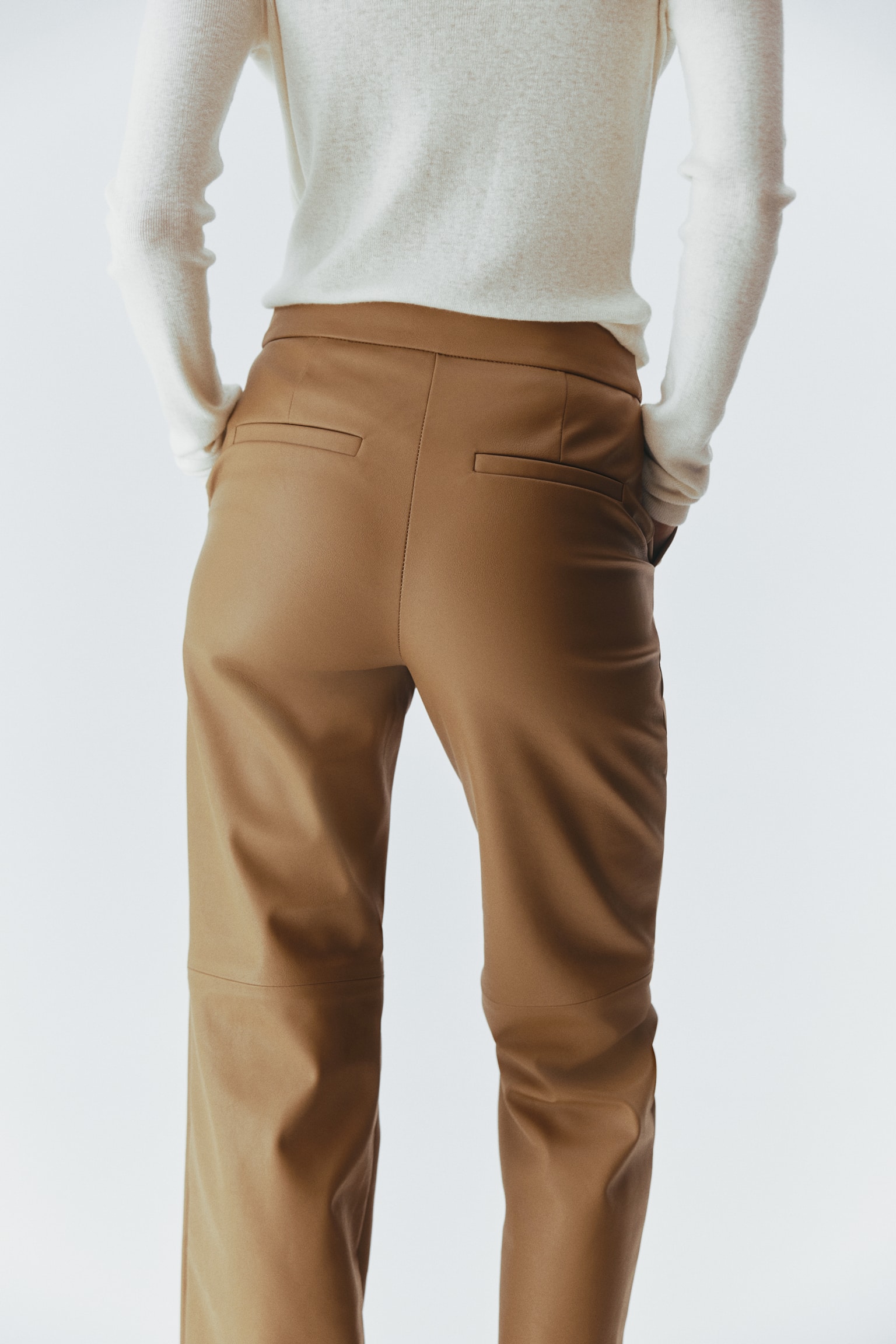 Bootcut coated trousers - Beige - 5