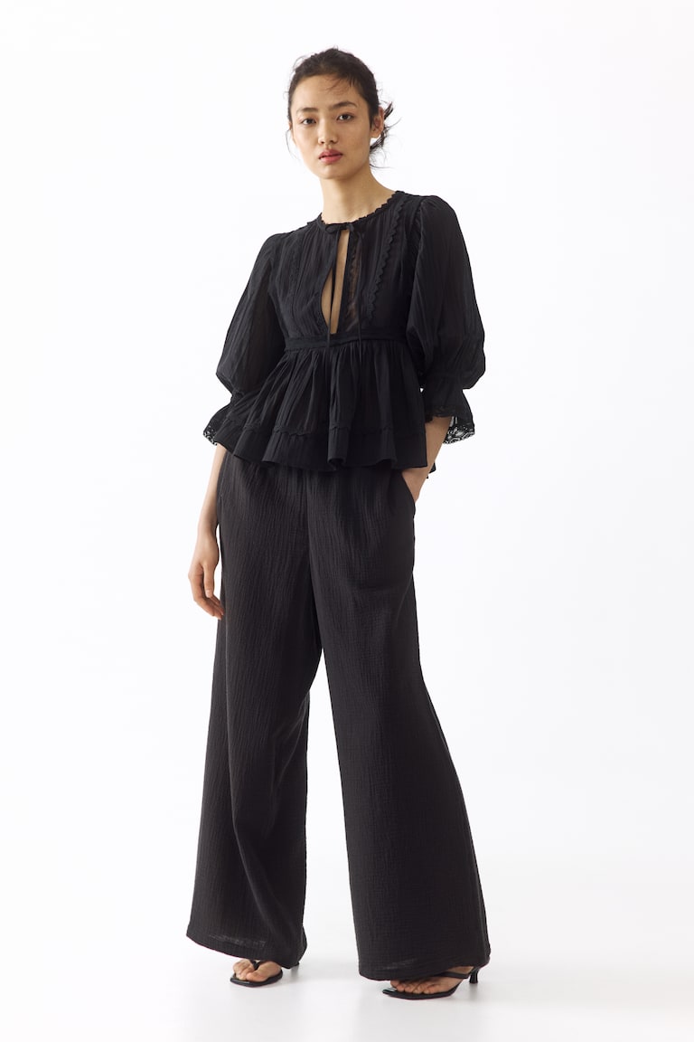 Ravne pantalone od muslina