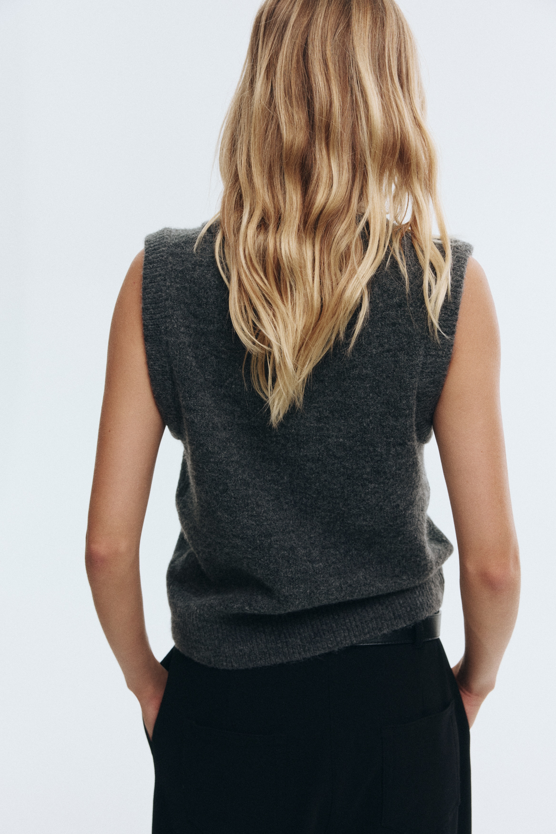 Short sweater vest