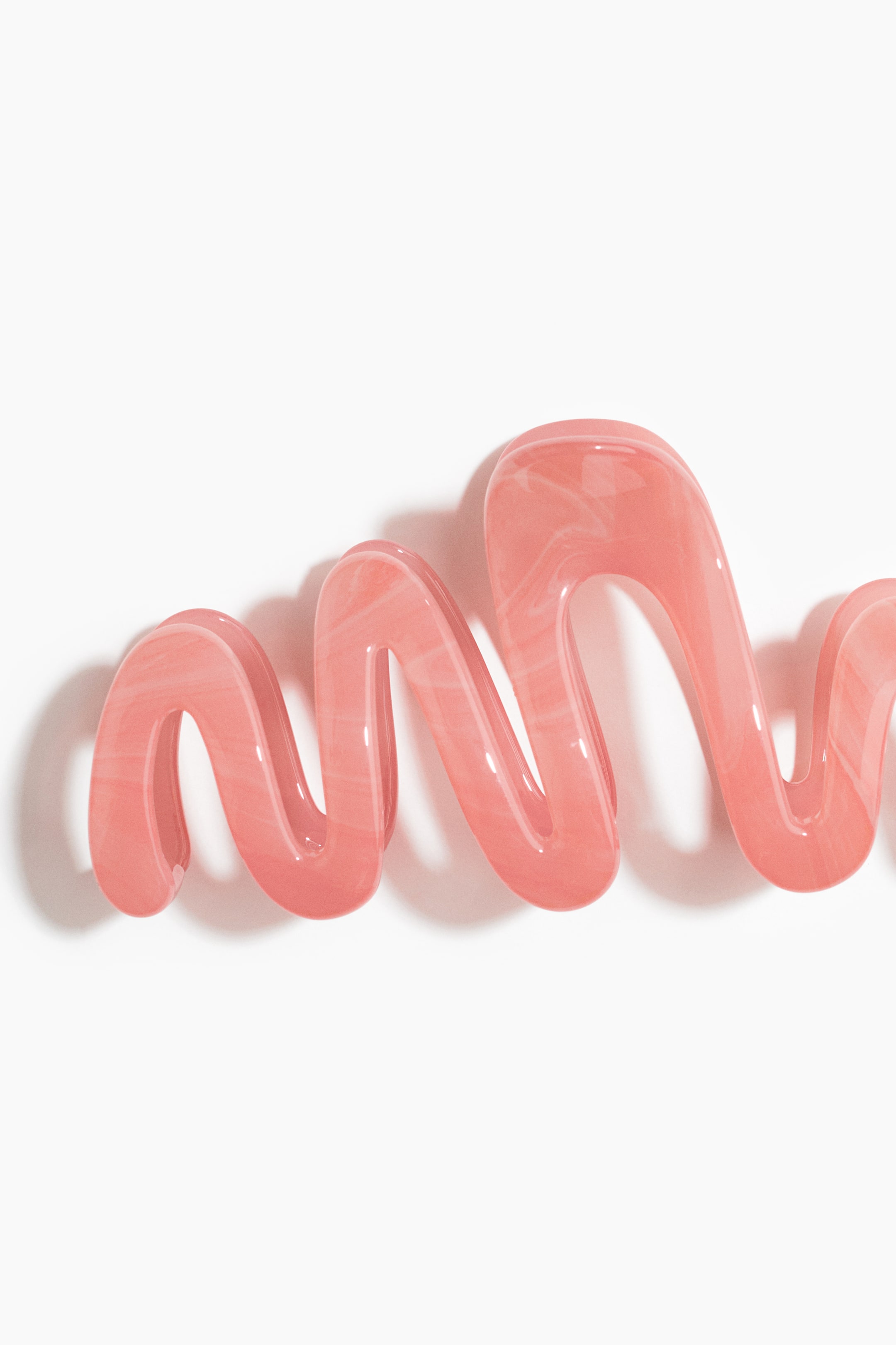 Wavy Hair Claw
