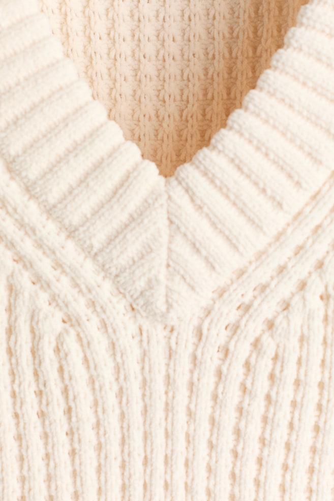 Regular-Fit Sweater Vest - White/Dark brown - 4