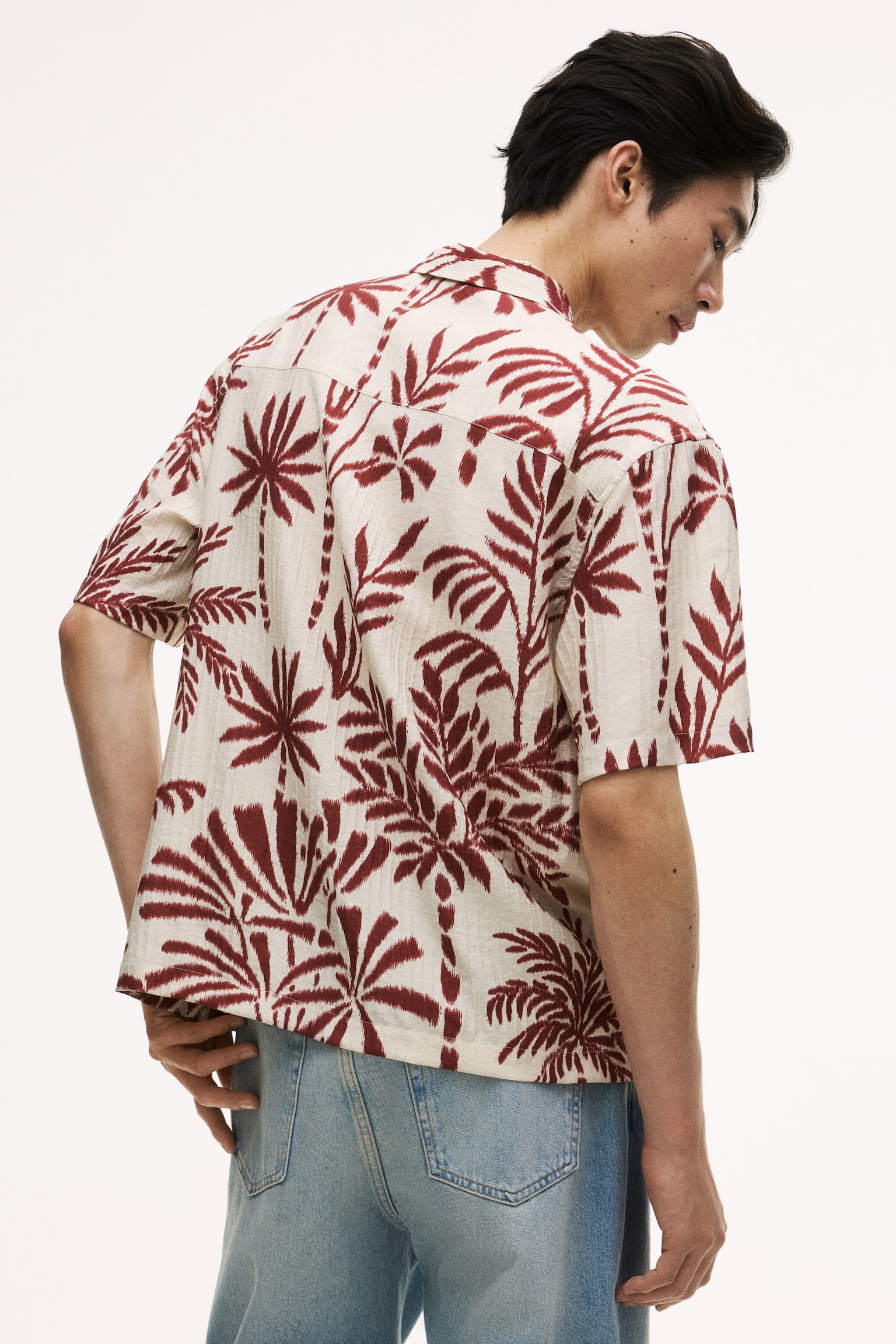 Camisa resort texturizada Regular Fit - Blanco/Rojo floreado/Blanco/Flores verdes/Azul marino/Floreado - 4