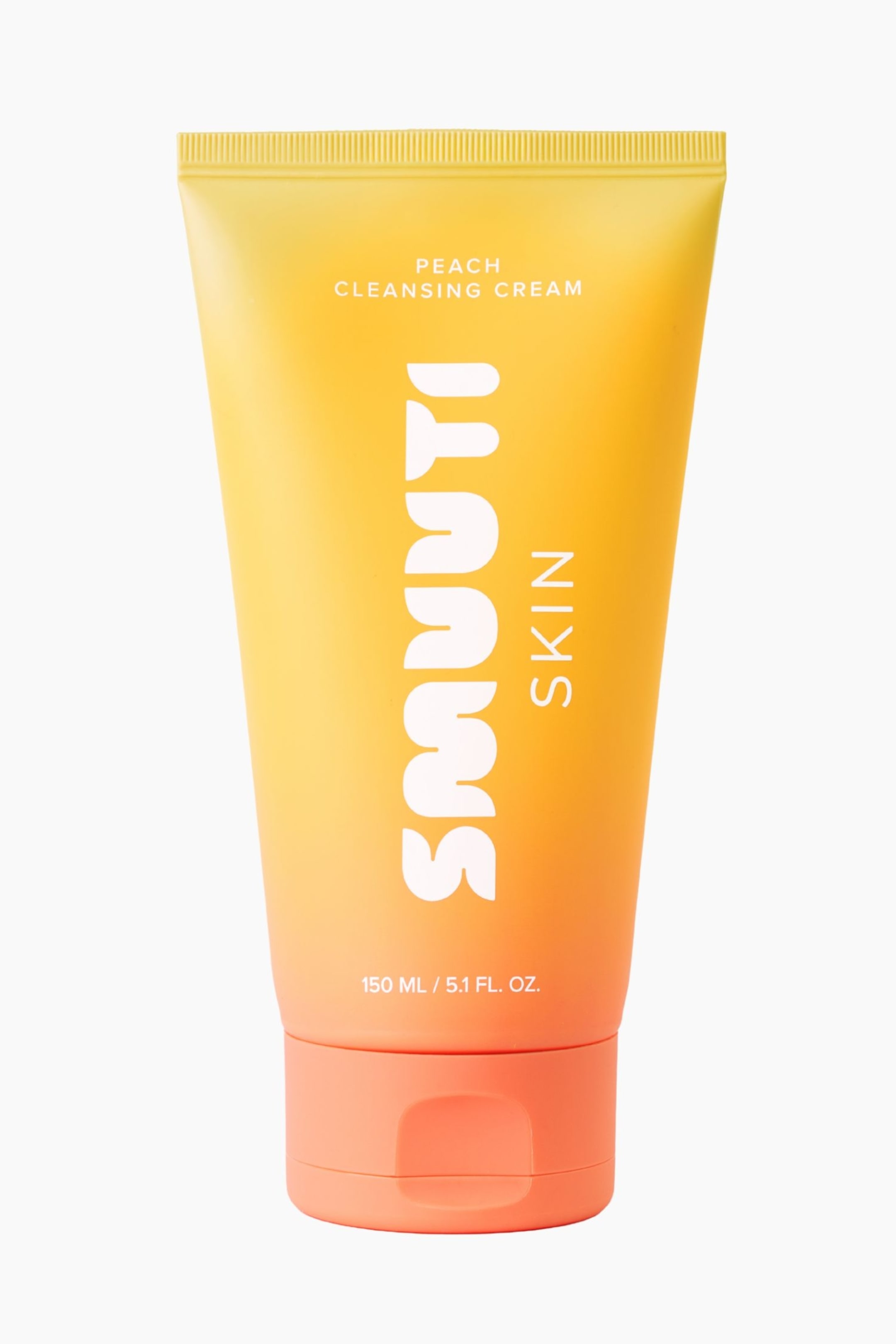 Visa större bild: En klämburk med Smuuti Skin Peach Cleansing Cream visas framifrån, med en färggradient som övergår från gult upptill till persiko längst ned. Tuben är försedd med ett matchande persikofärgat flip-top-lock och visar varumärket ”SMUUTI SKIN” i fet vit text tillsammans med ”PEACH CLEANSING CREAM” och volymen 150 ml.