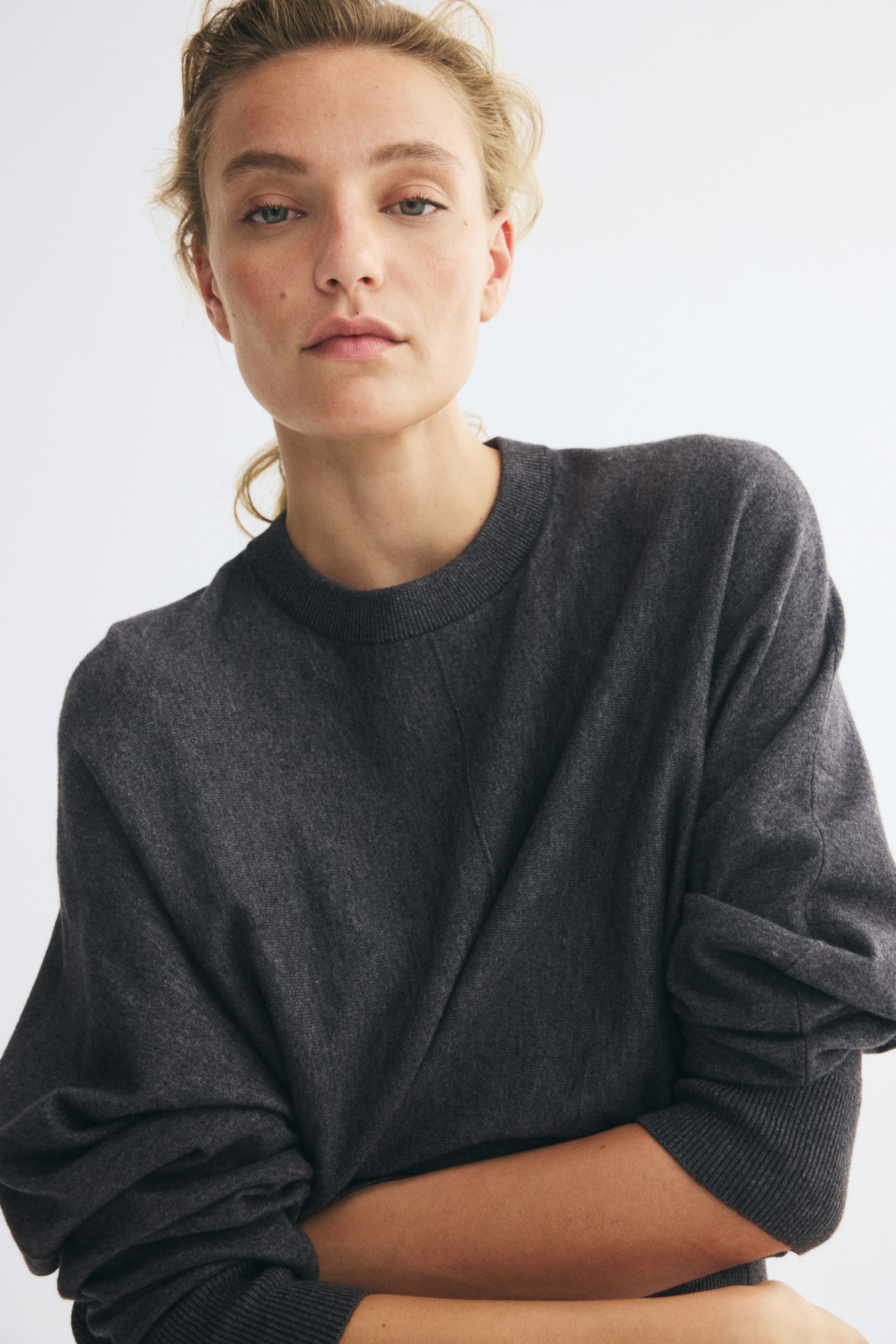 Visualizza l'immagine ingrandita: Pullover in maglia - Grigio scuro mélange - DONNA | H&M CH 1