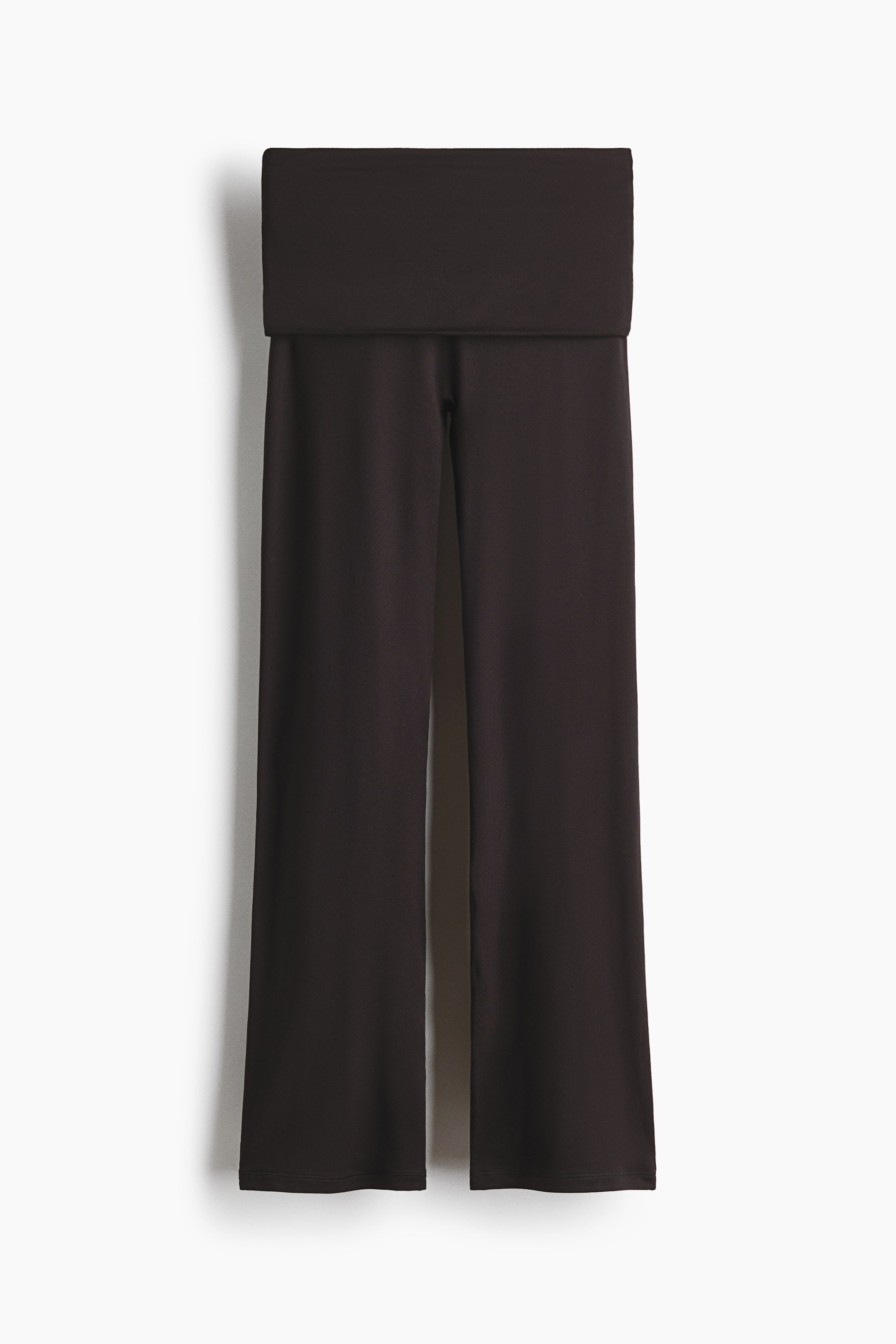 Ampliar la imagen: Flared yoga leggings with SoftMove™ - Negro - Kids | H&M MX 4