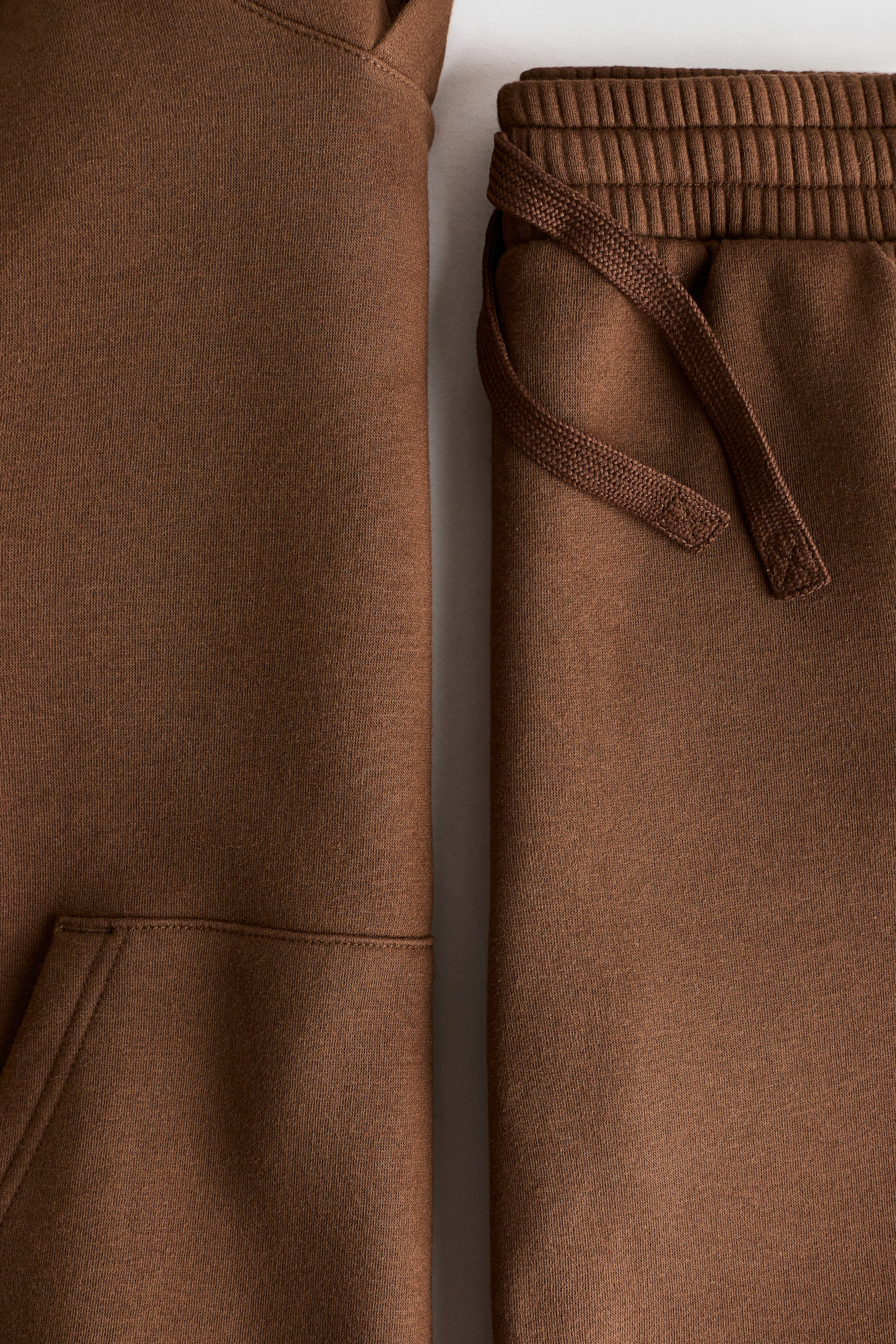2-piece Sweatshirt Hoodie and Sweatshorts Set