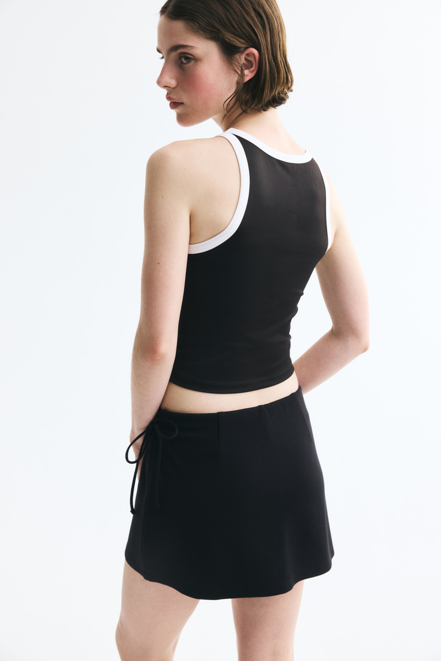 Женская юбка-шорты H&M Wrap Mini Skort, цвет: Чёрный — фото 4