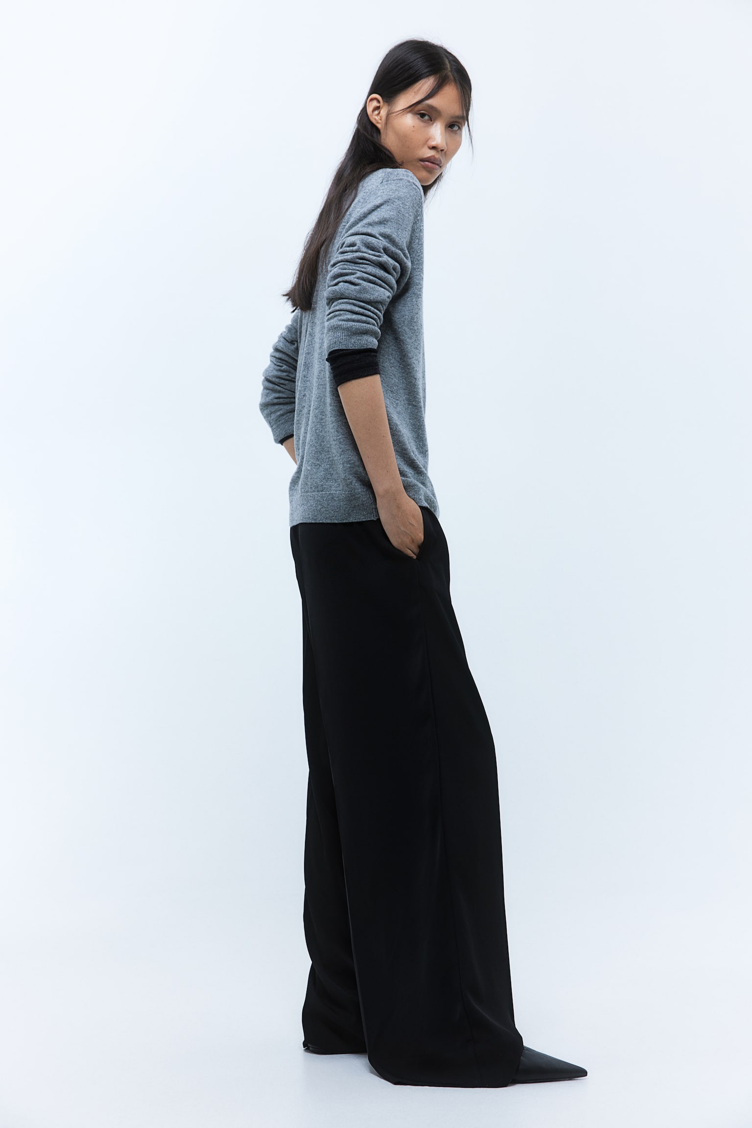 Wide drawstring trousers - Black/Dark grey-green/Light beige - 4