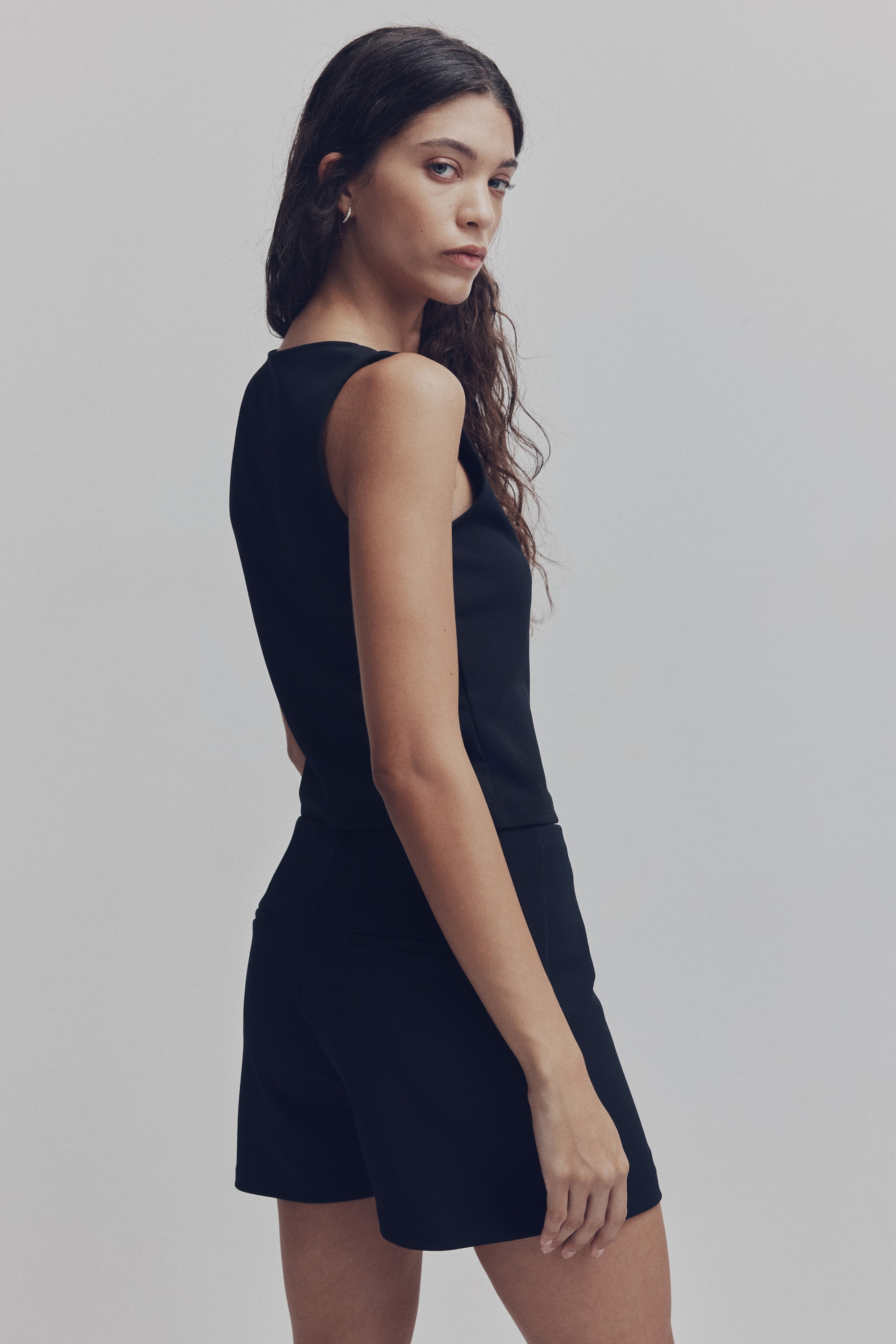 Xem ảnh lớn hơn: Áo gi-lê Ponte di Roma - Màu đen - Ladies | H&M VN 4