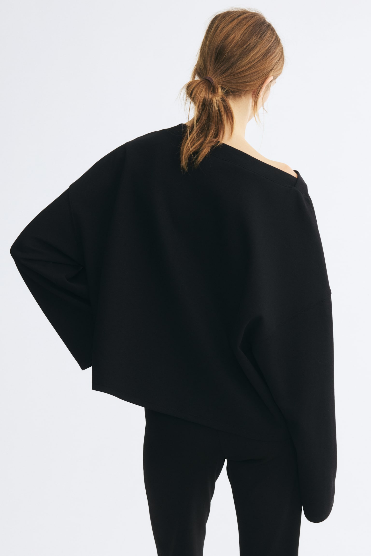 Женская толстовка H&M Boat-Neck, цвет: Чёрный — фото 5
