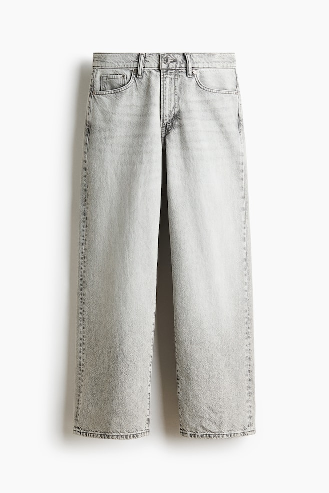 Light grey 5-pocket jeans in rigid cotton denim are showcased from the front, featuring a regular waist and a zip fly closure. They are crafted with a straight leg and a relaxed fit from the seat to the hem, offering extra room from the thigh down. - 1
