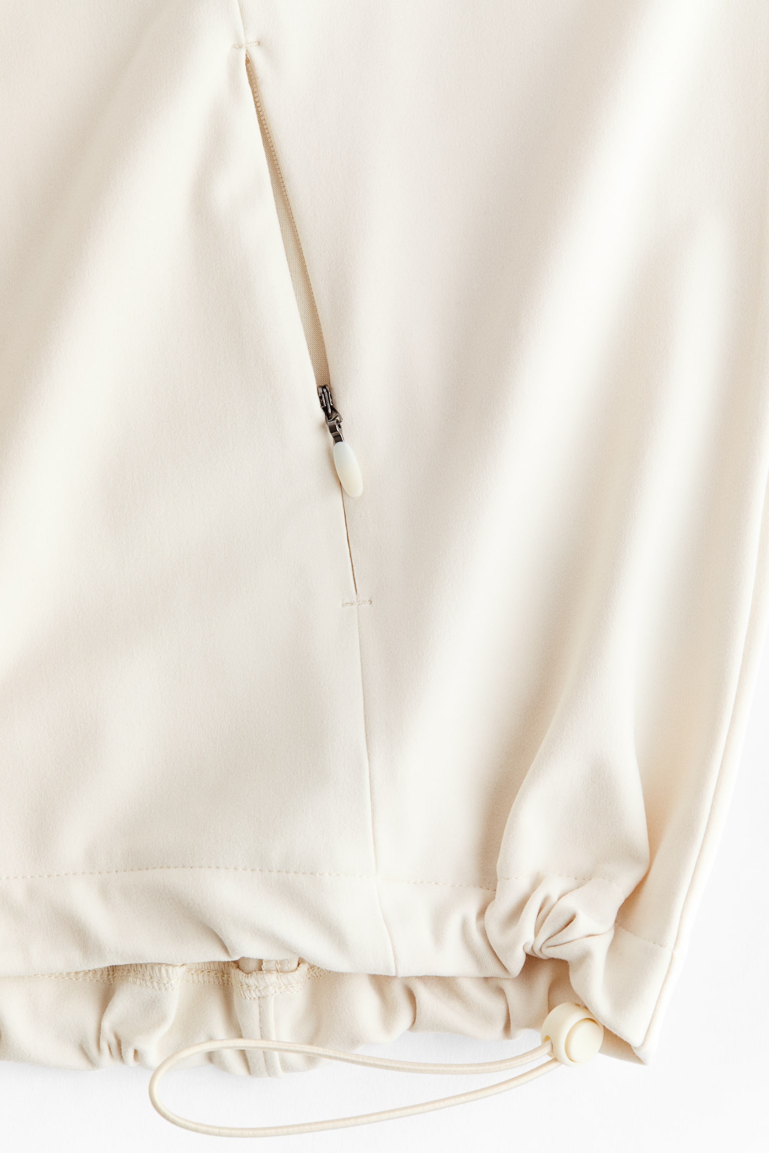 Женская куртка H&M Move Sports Track Jacket with SoftMove™, цвет: Слоновая кость — фото 8