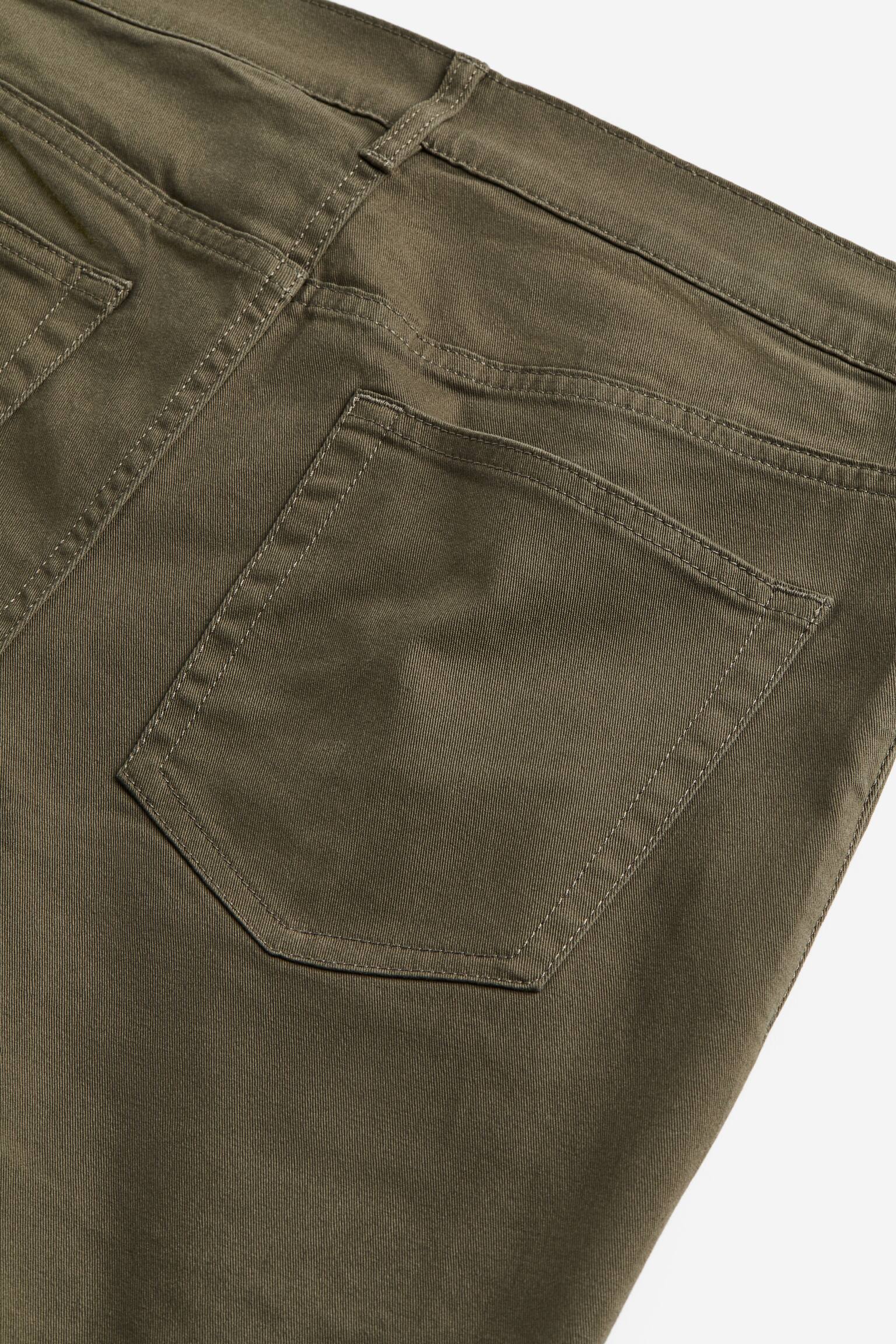 Quần short cotton dệt chéo Slim Fit - Màu xanh kaki đậm - 2