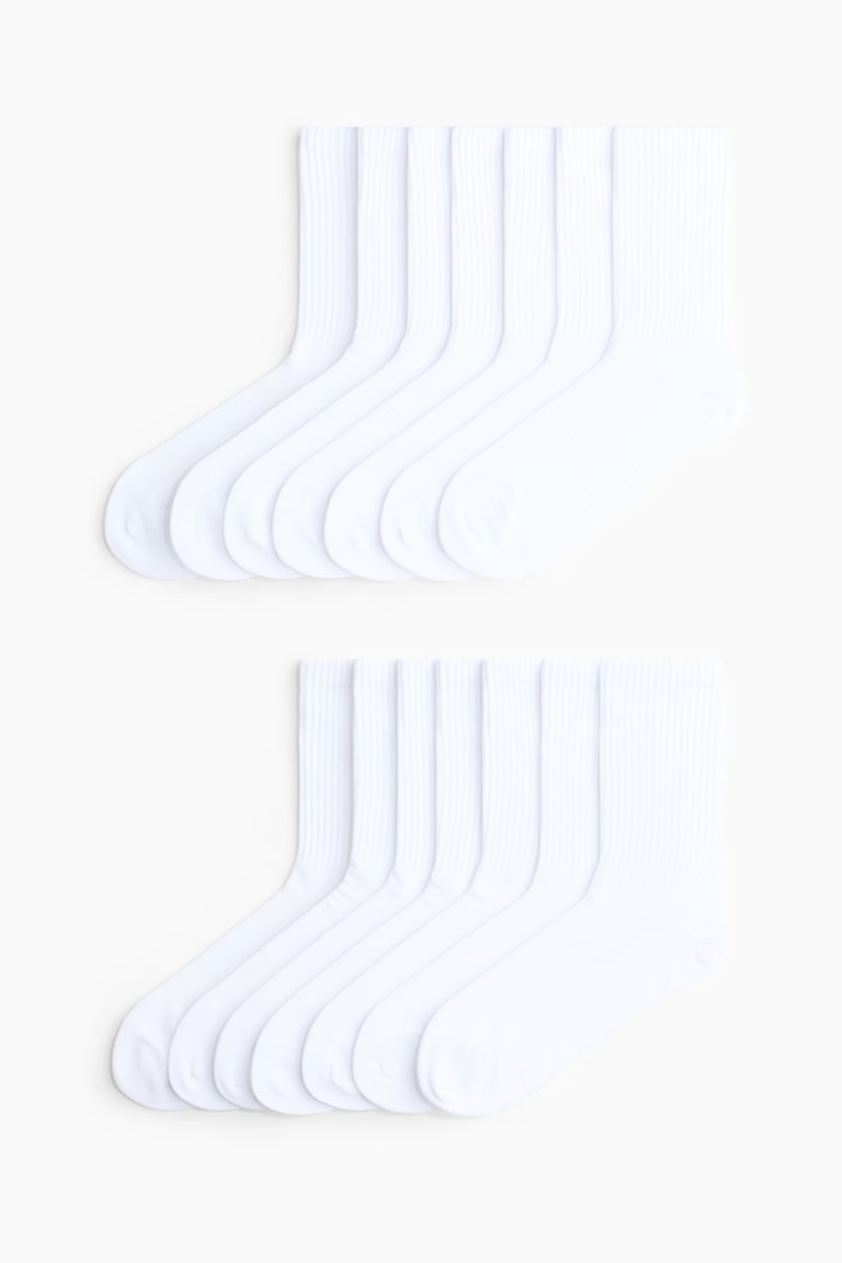 Sedam pari sportskih čarapa DryMove™