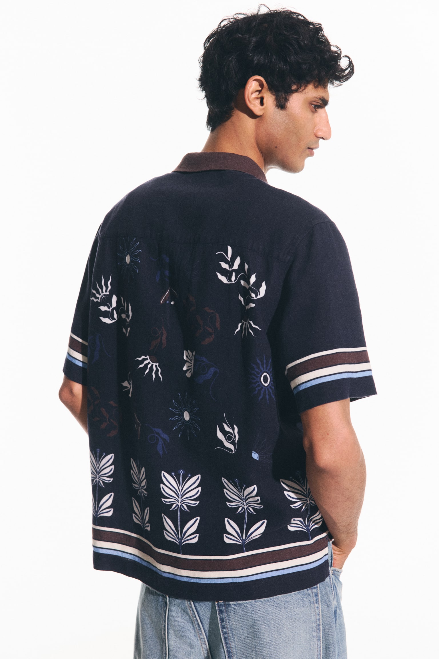 Regular Fit Linen-blend resort shirt - Dark blue/Floral/Cream/Floral - 7