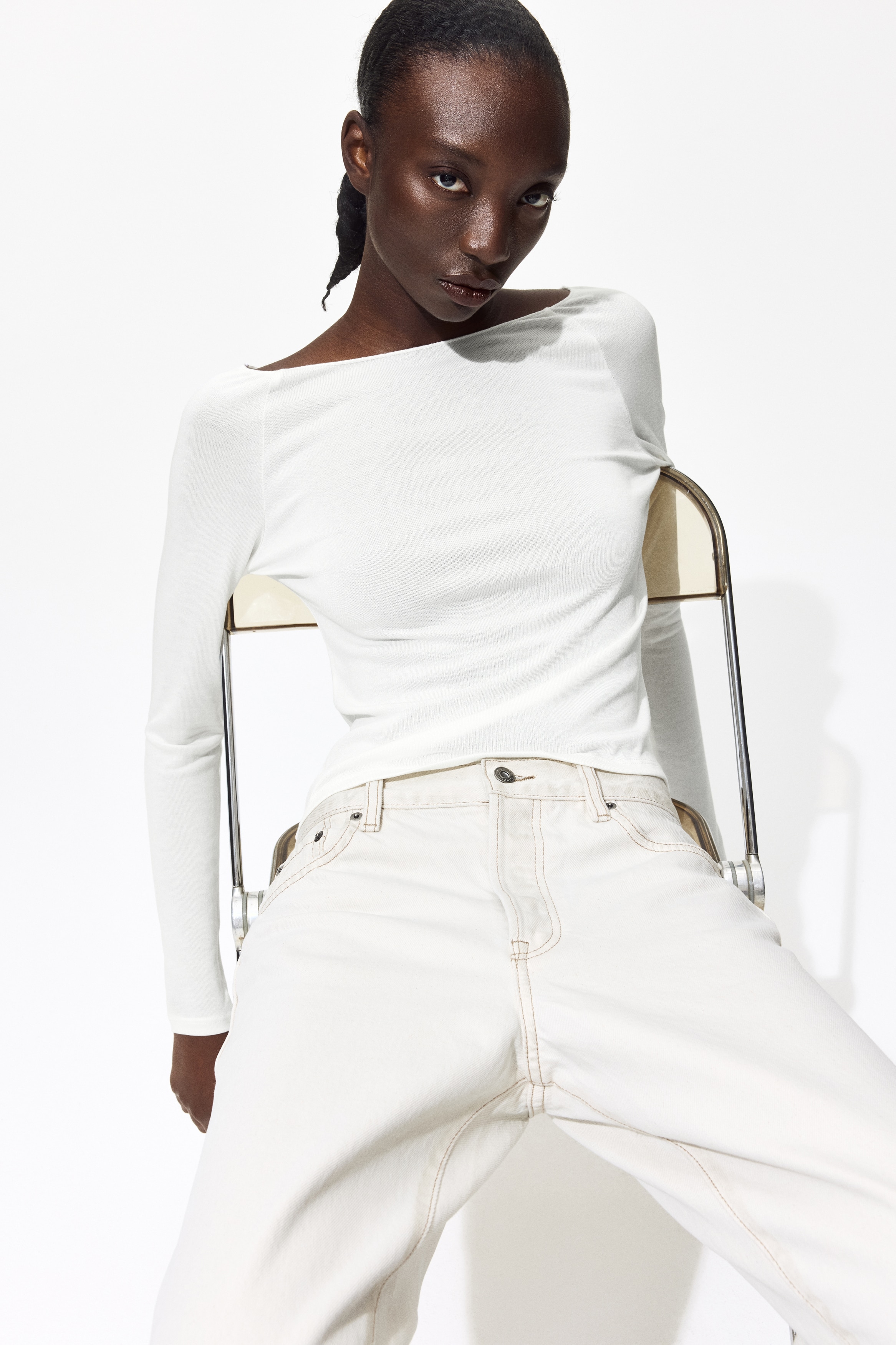 Camisola em malha fina com decote à barco - Branco/Amarelo