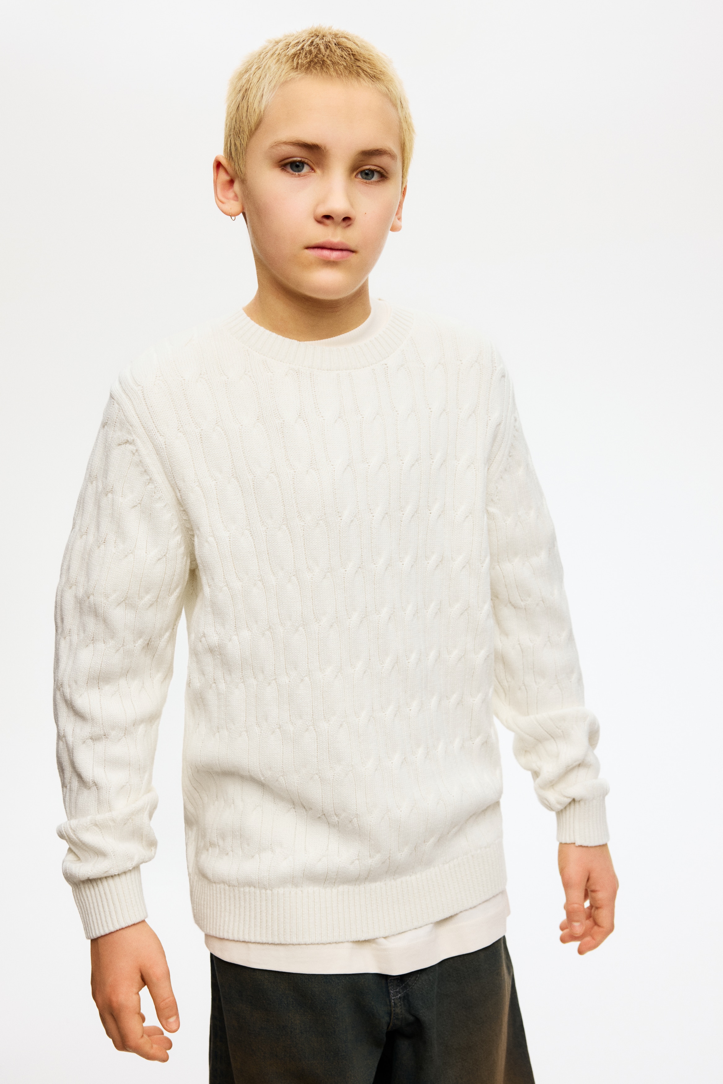 Puuvillainen palmikkoneulepusero - Valkoinen/Laivastonsininen