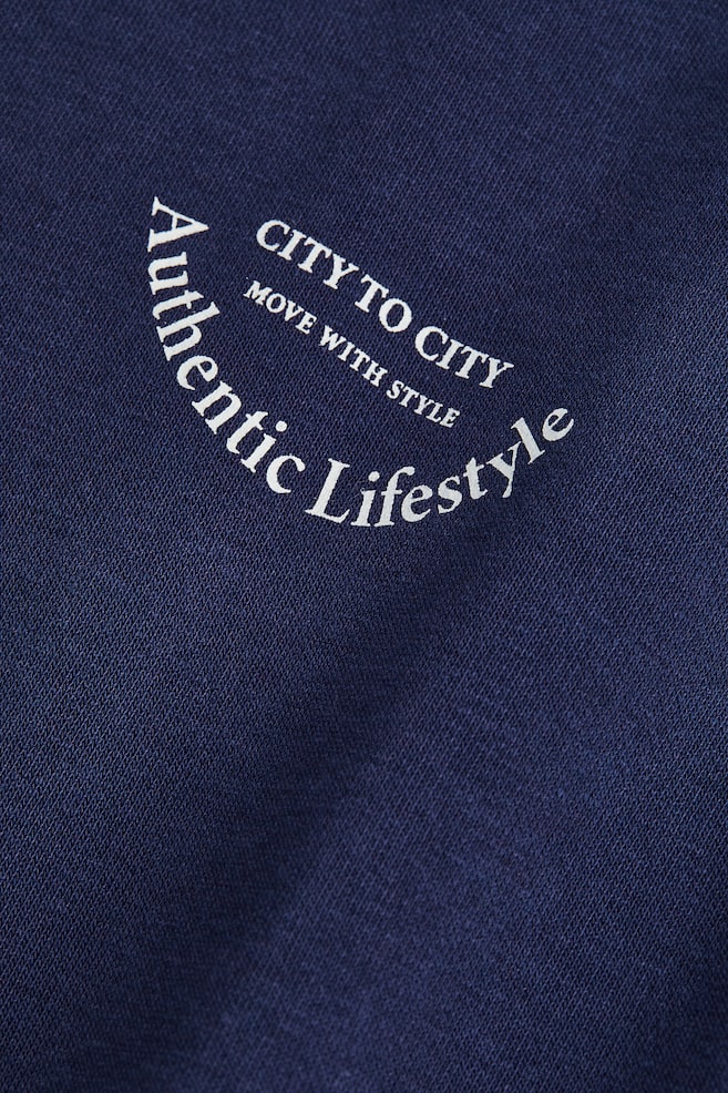 Kort sweatshirt - Mørk blå/Authentic Lifestyle/Lys gråmelert/Beige - 2