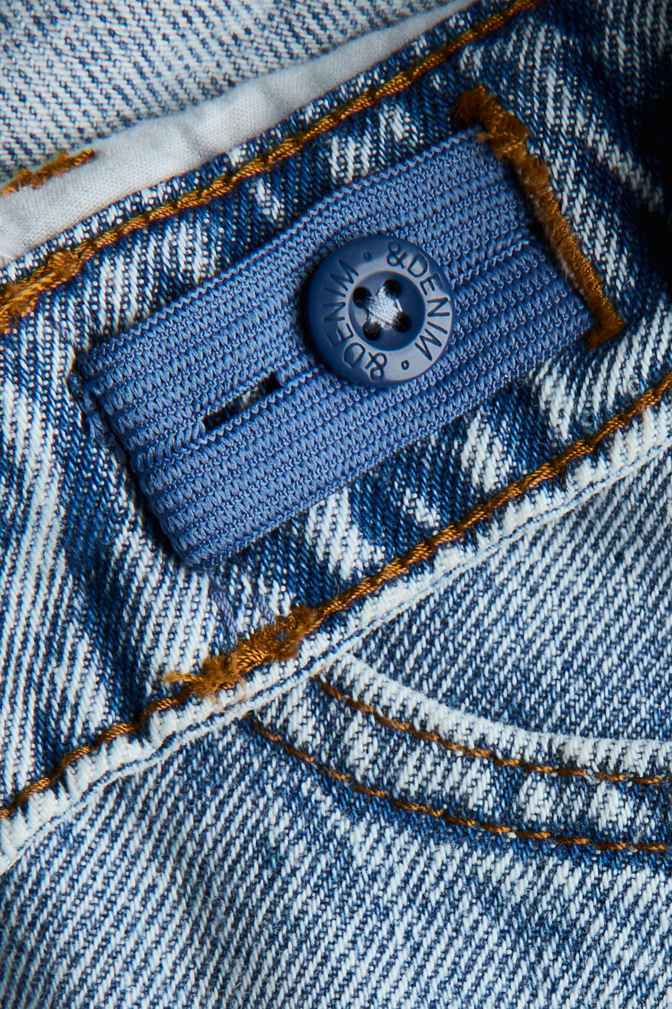 Loose-Fit Denim Shorts