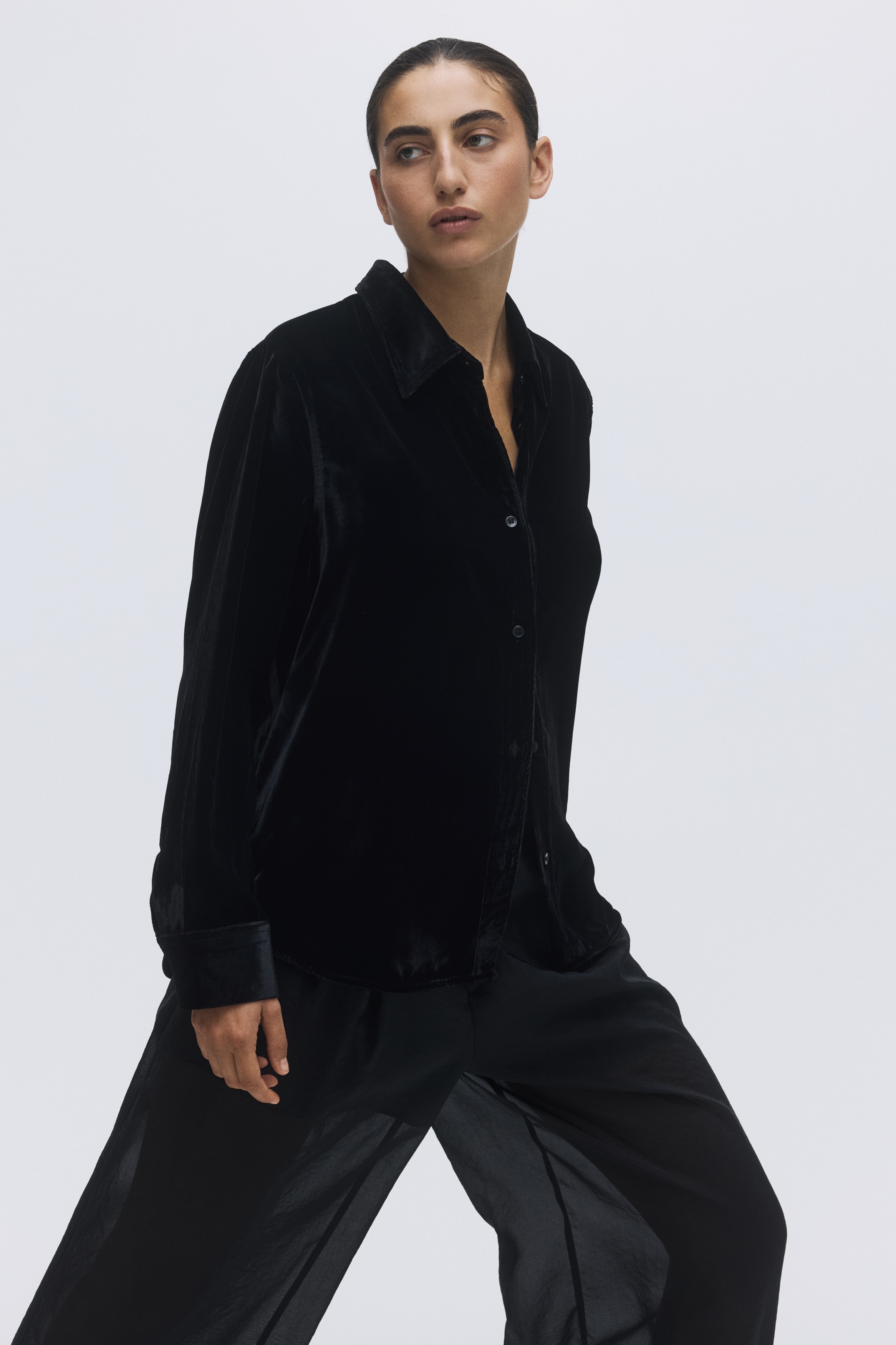 MARK & LONA ベルベットシャツ 黒 H＞ベルベット シャツ