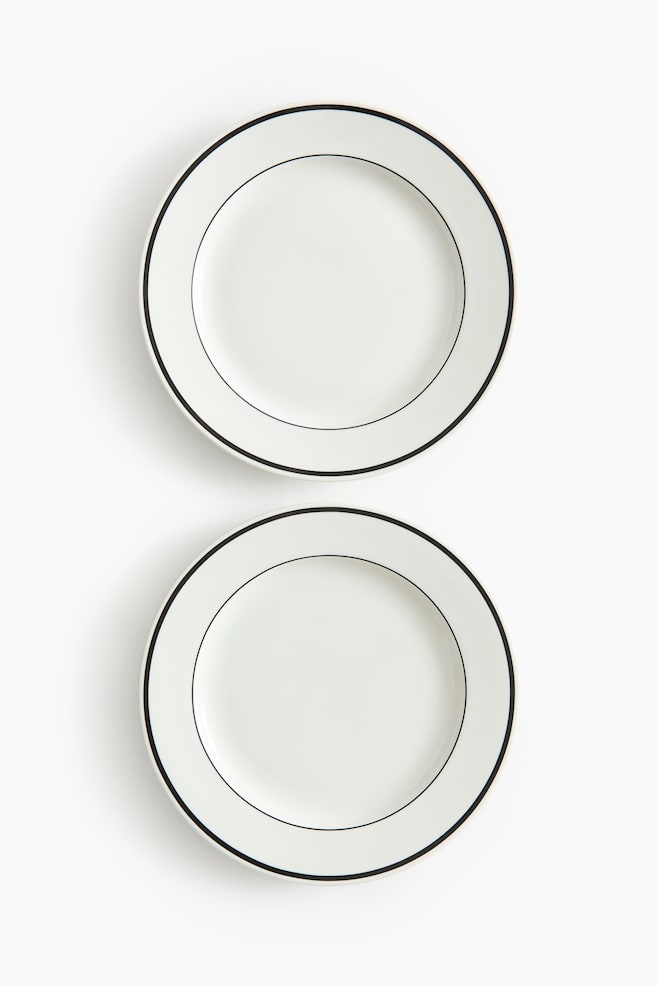 2-Pack Porcelain Dinner Plates - White/black/White/red - 1