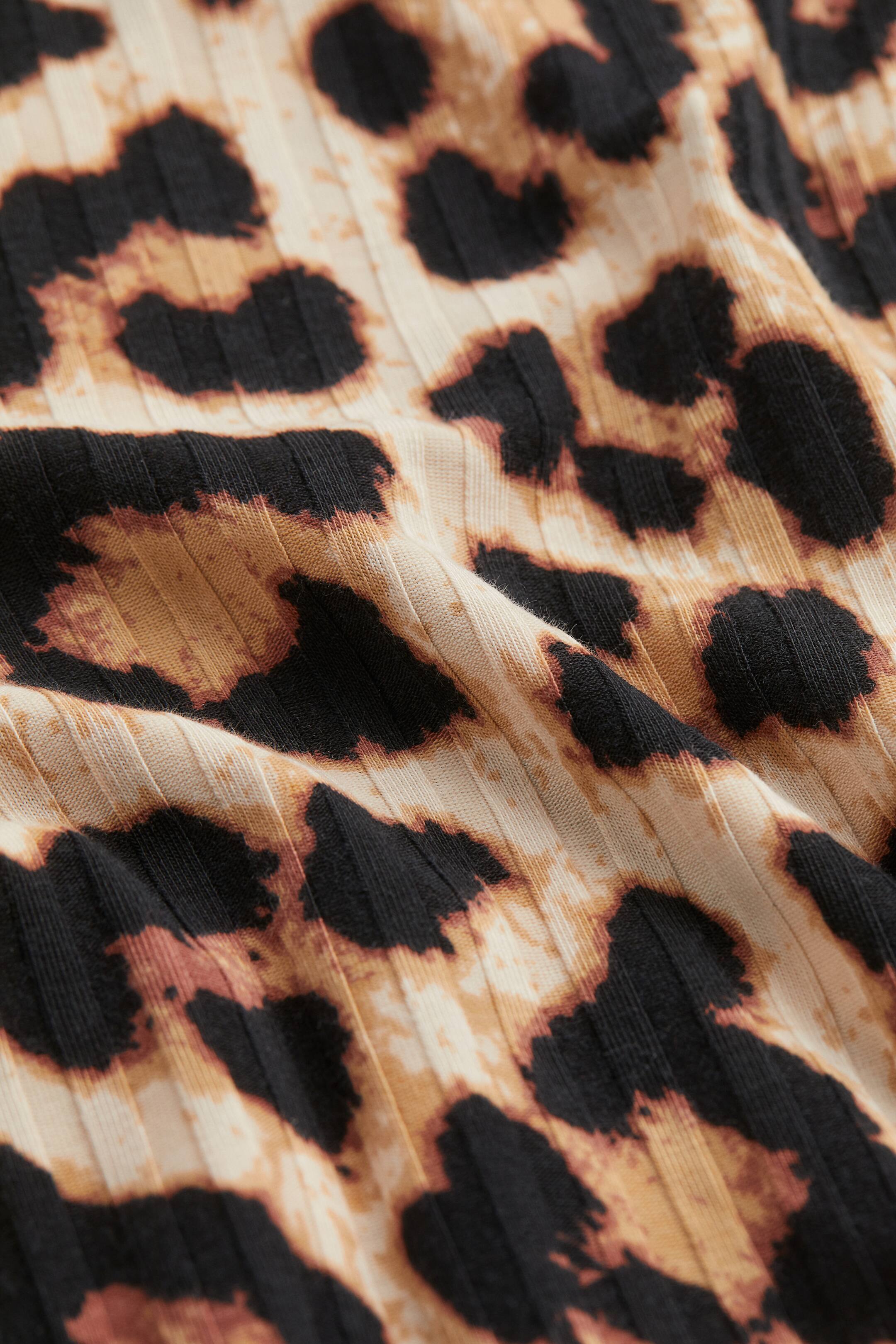 Prikaži veću sliku: H&M+ Rebraste pantalone - Bež/leopard dezen - Ladies | H&M RS 2