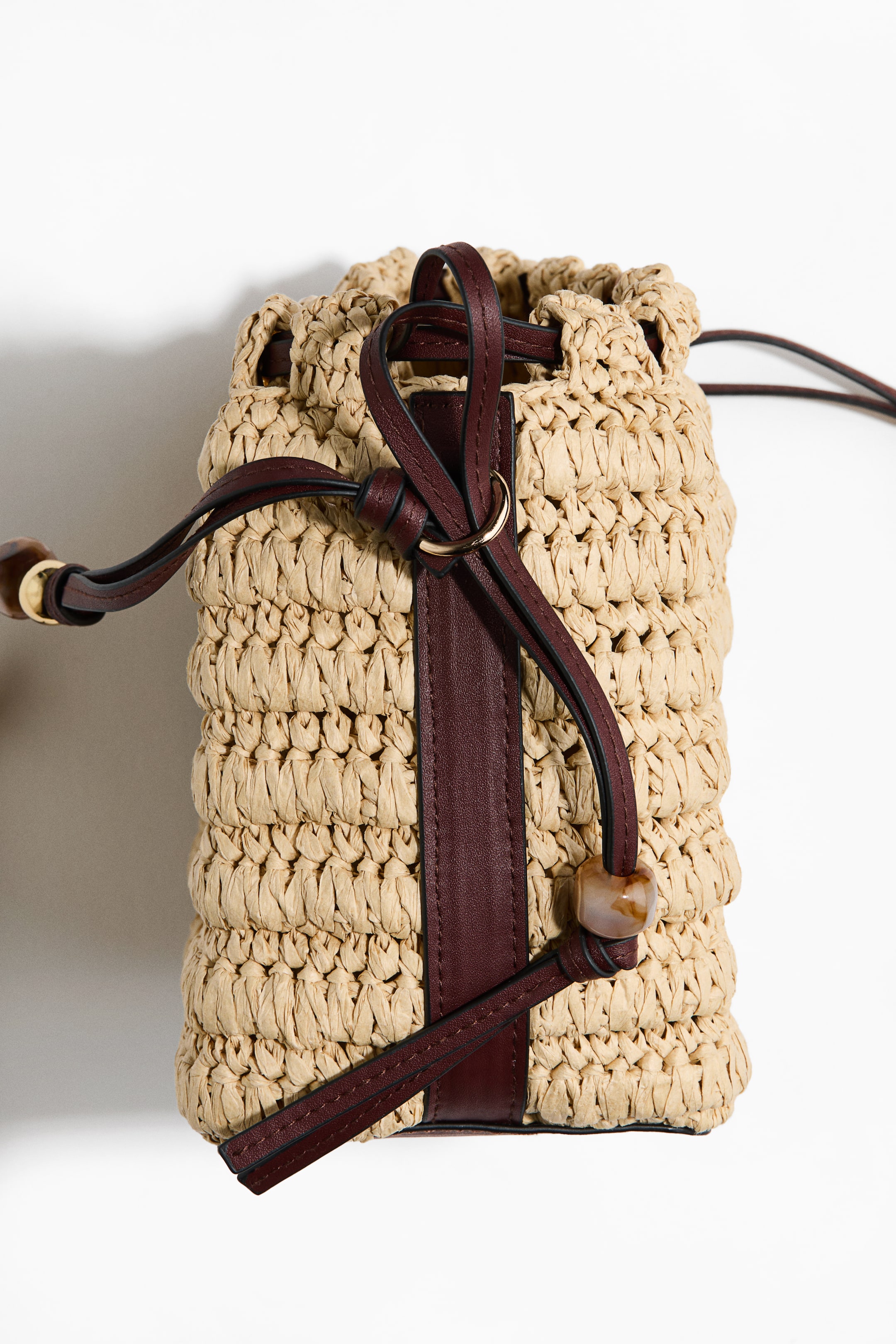 Женские сумки H&M Bead-Detail Straw Crossbody Bag — фото 4