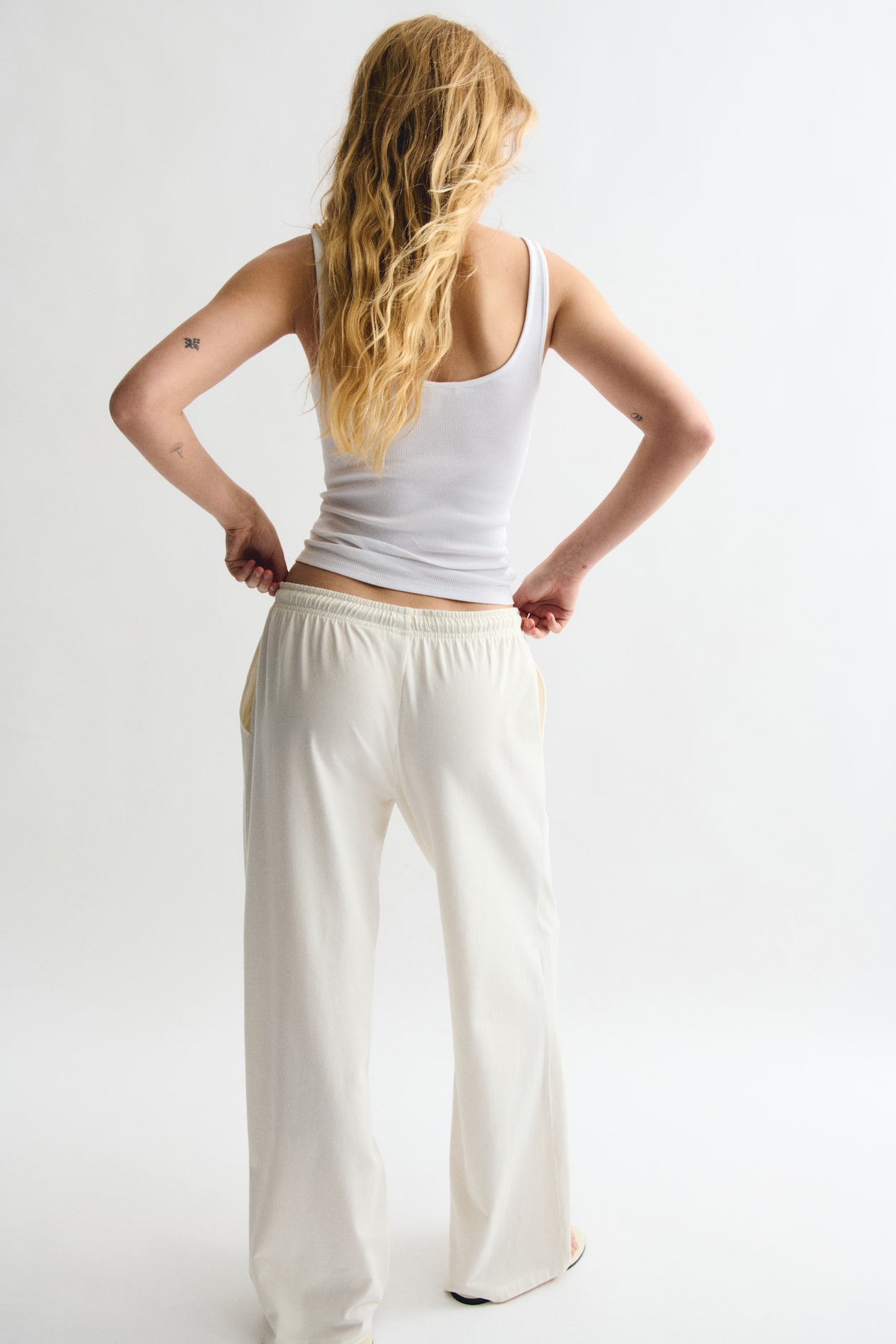 Wide-Leg Joggers - image 4