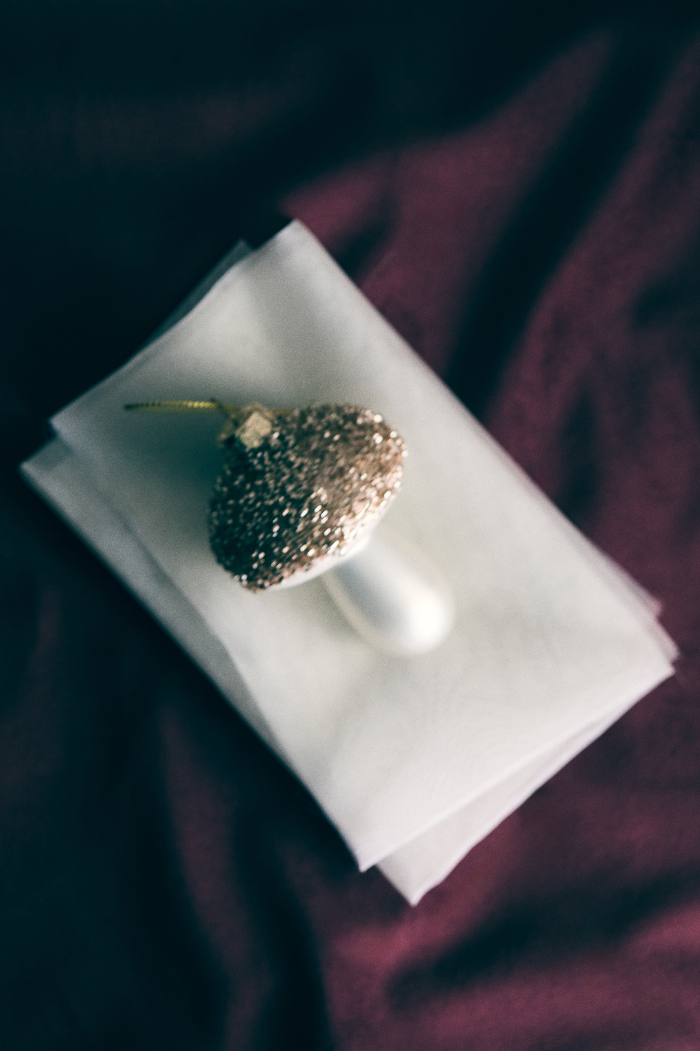 Juldekoration i glas - Guld/Svamp/Röd/Äpple/Röd/Hus/Guld/Pepparkaksgubbe/Guld/Mousserande vin