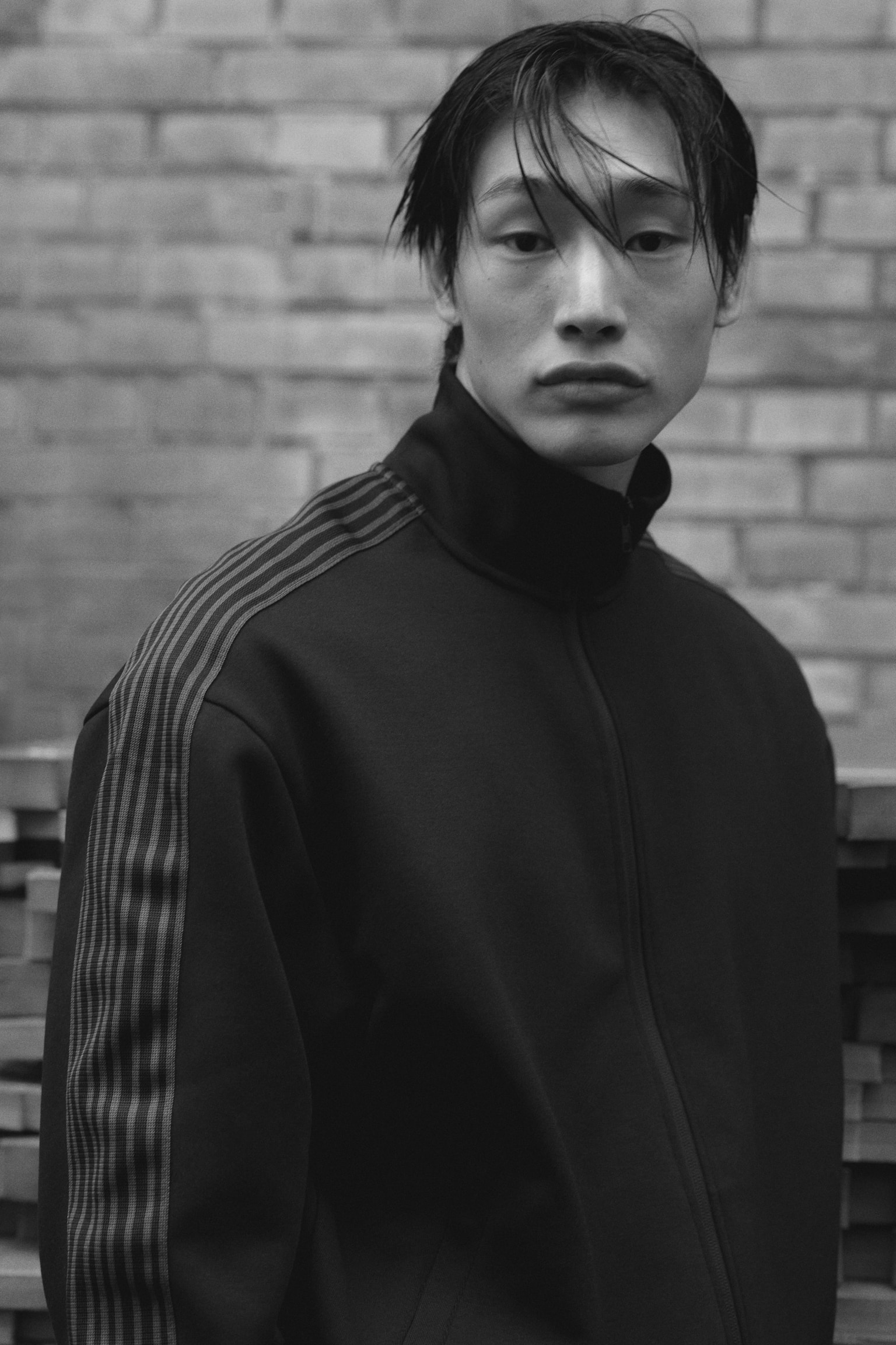 Regular Fit Track jacket with DryMove™ - Black/Beige - 4