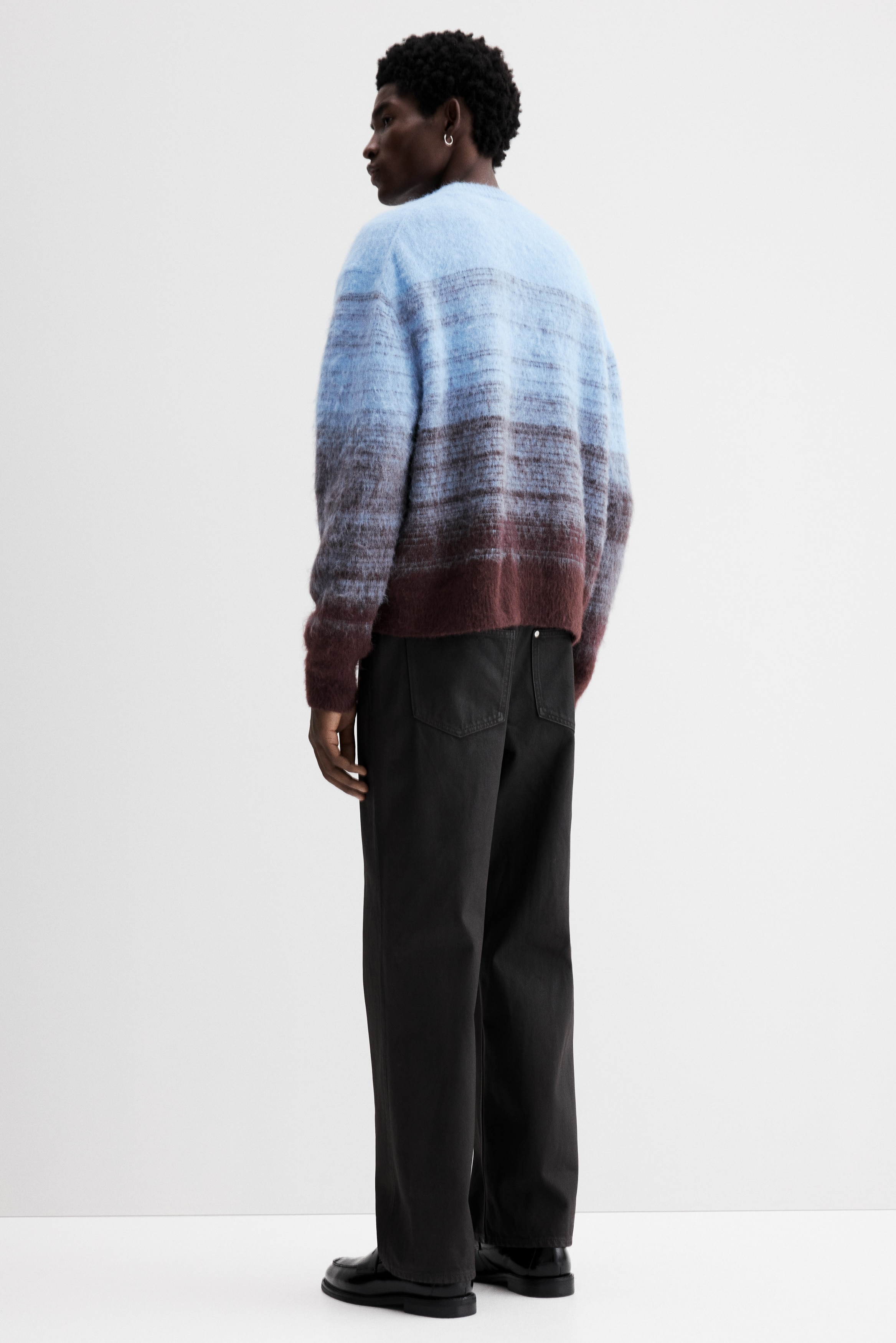 Loose Fit Fuzzy jumper