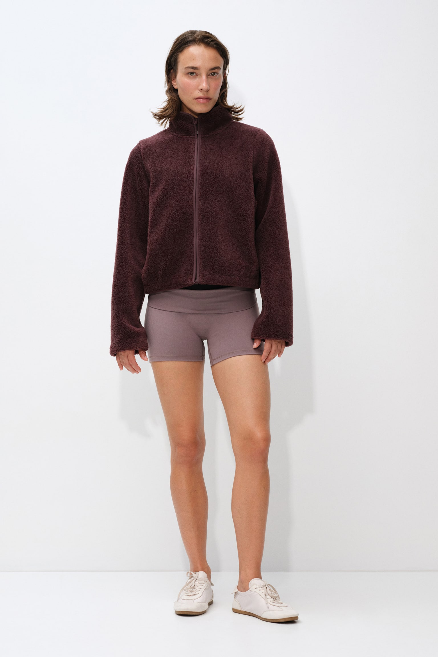 Женская куртка H&M Move Warm Teddy Fleece with ThermoMove™, цвет: Boysenberry — фото 3